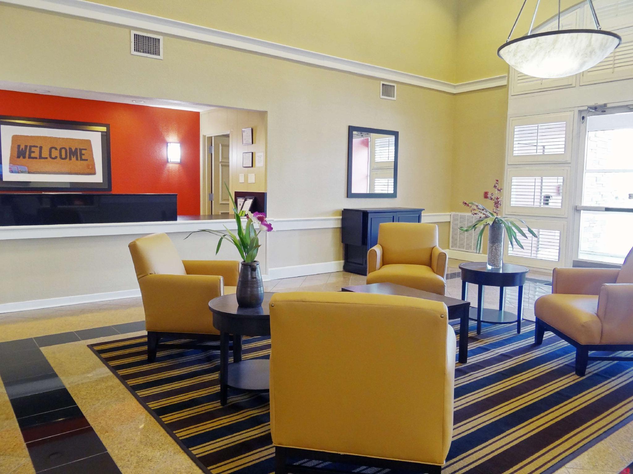 Vista Lobby Extended Stay America Albuquerque Rio Rancho Blvd