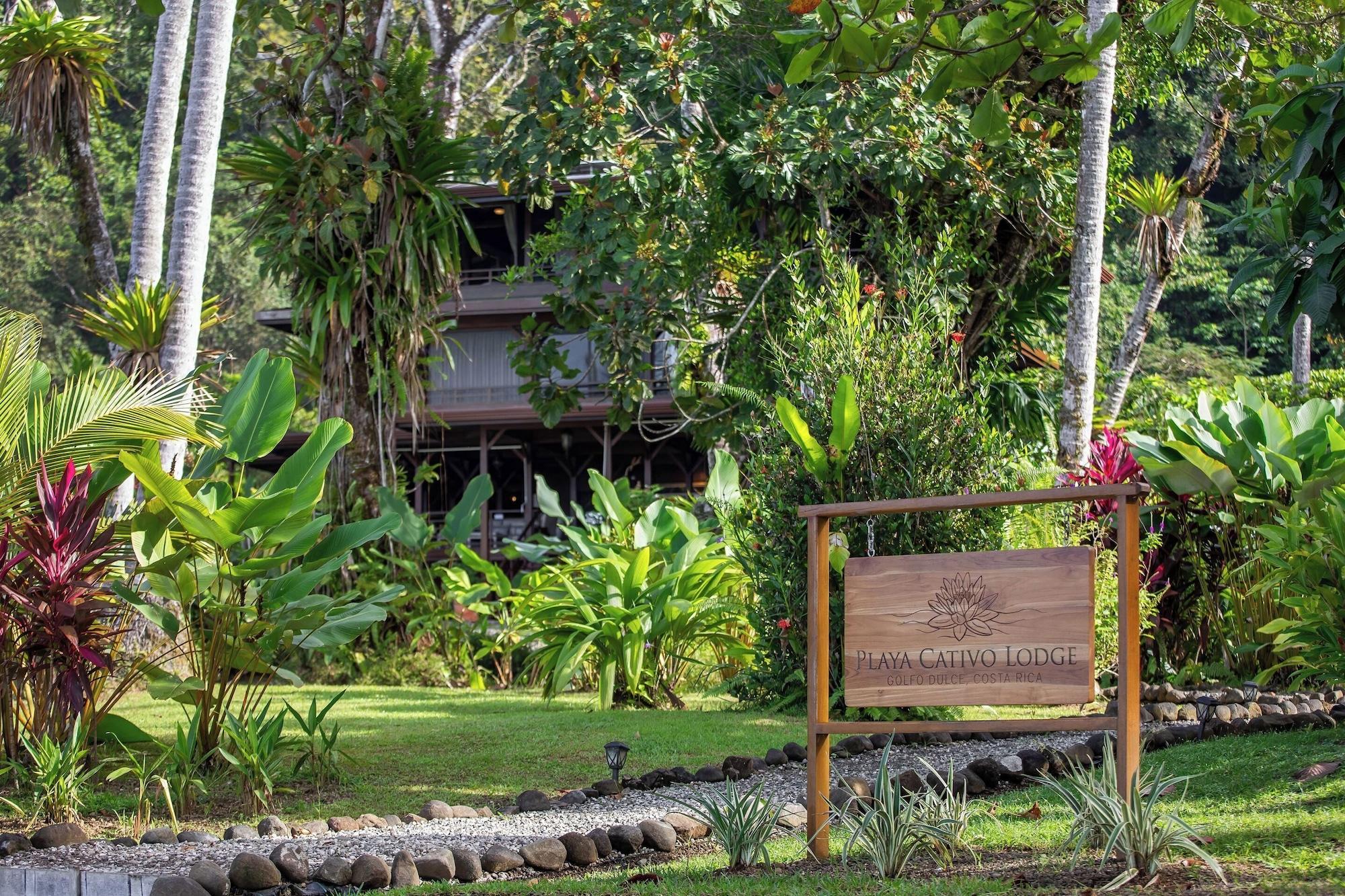 Vista Exterior Playa Cativo Lodge