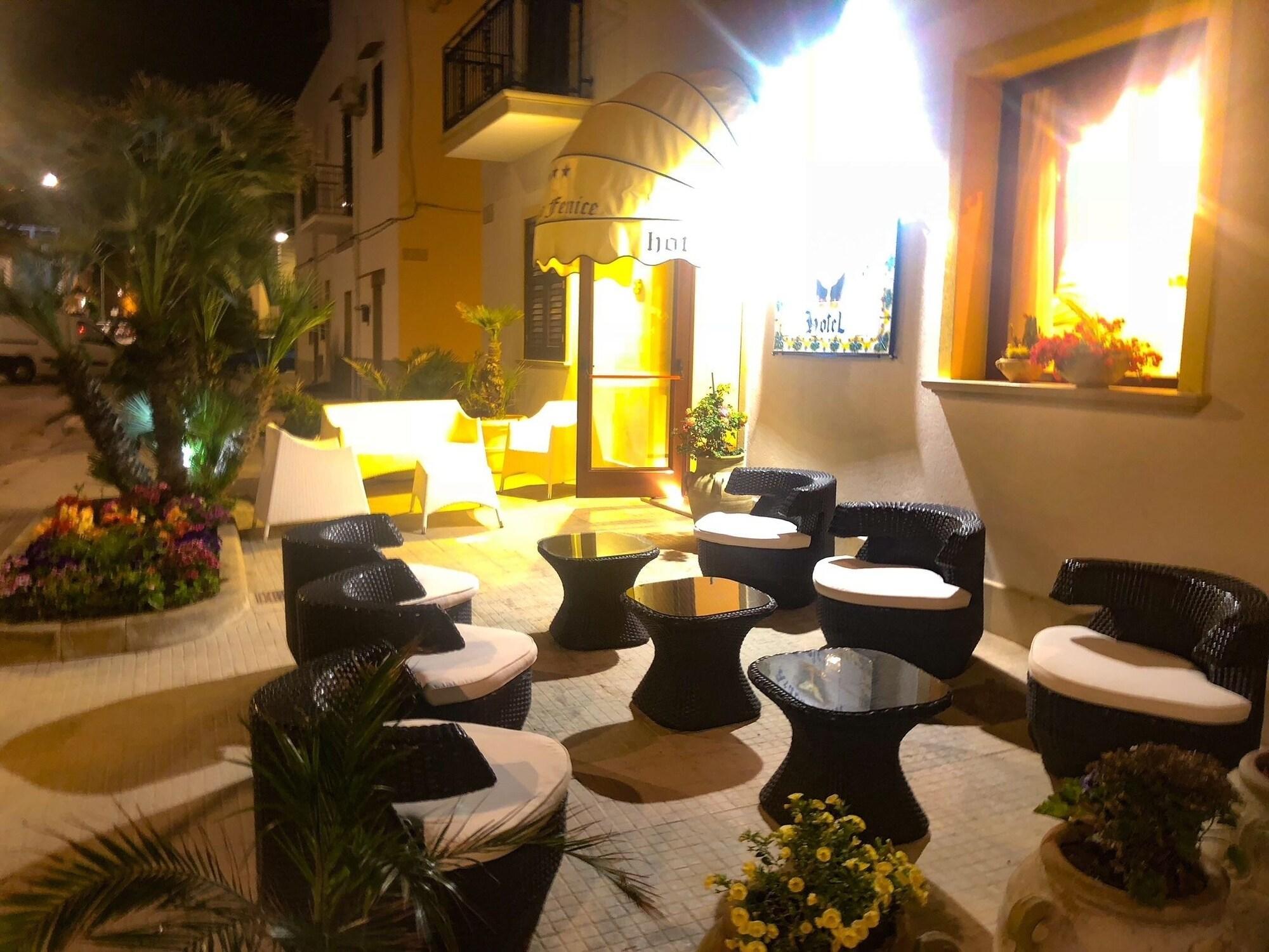Vista Exterior Araba Fenice