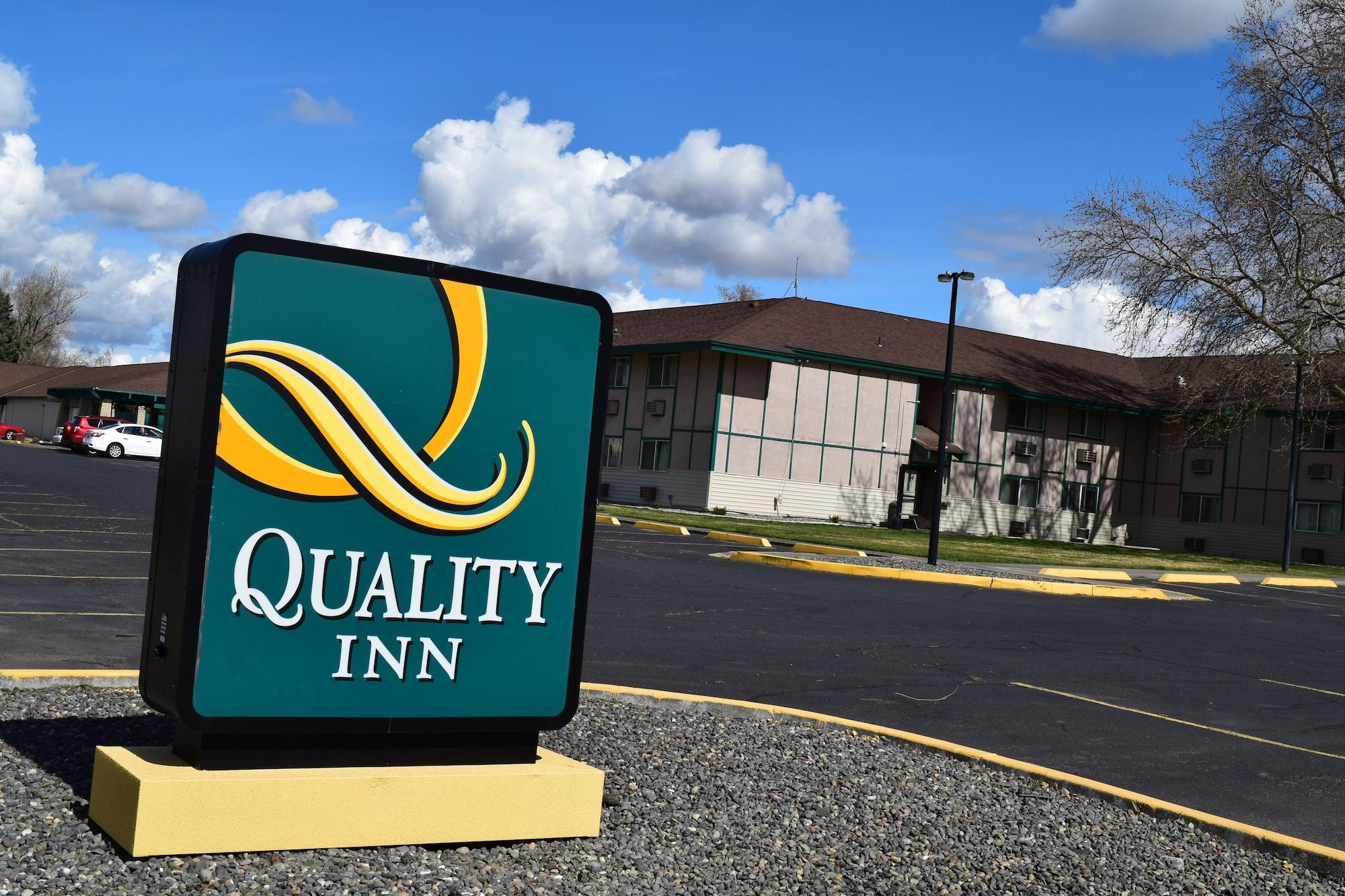 Vista Exterior Quality Inn Umatilla - Hermiston