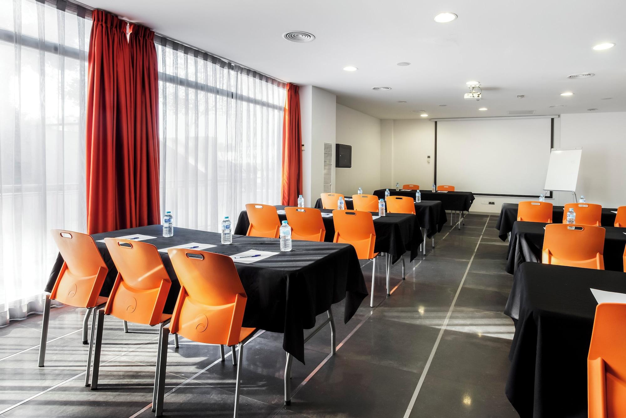 Sala de Reuniones B&B Hotel Barcelona Rubi