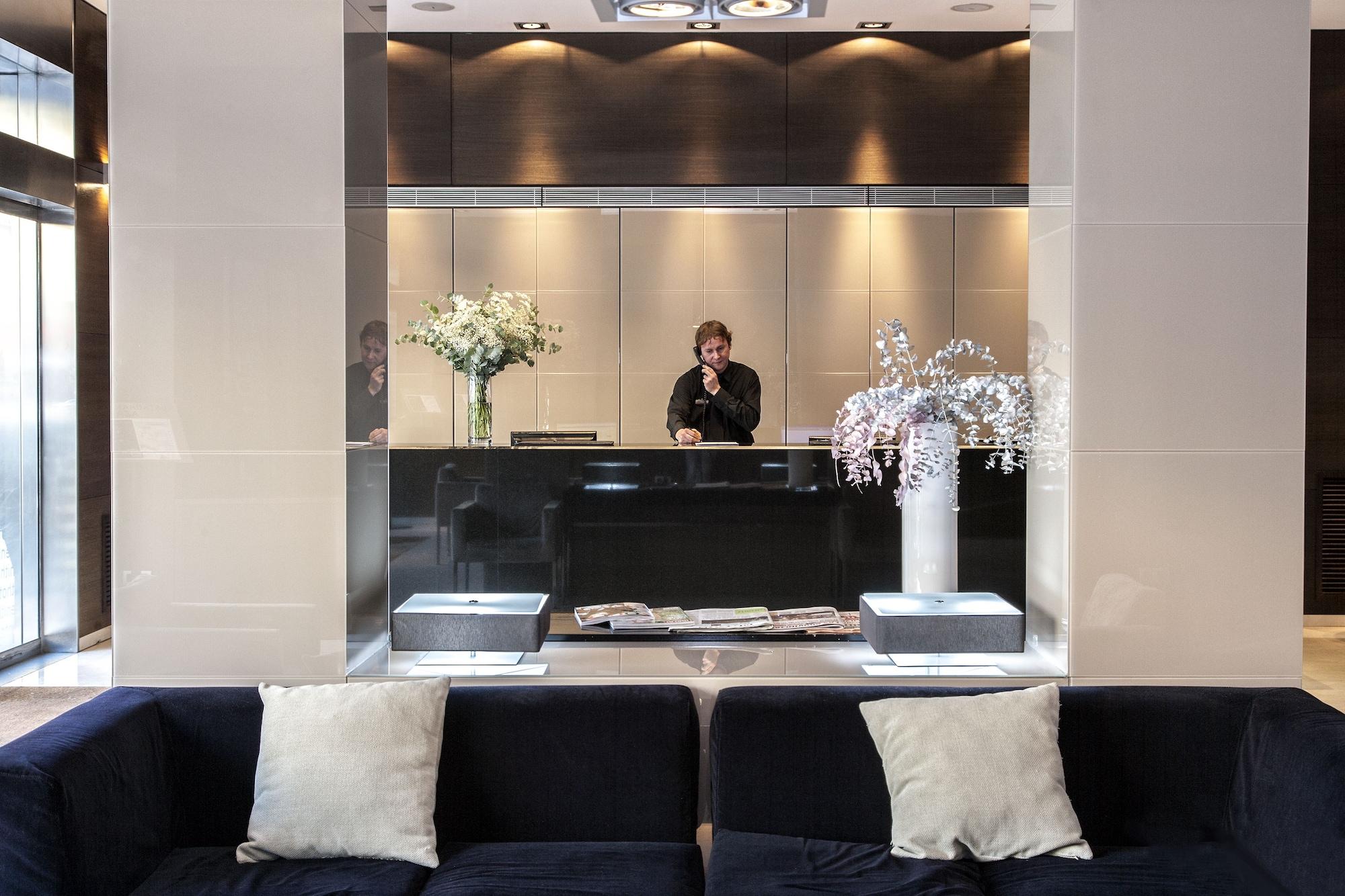 Vista Lobby Hotel Zenit Valencia