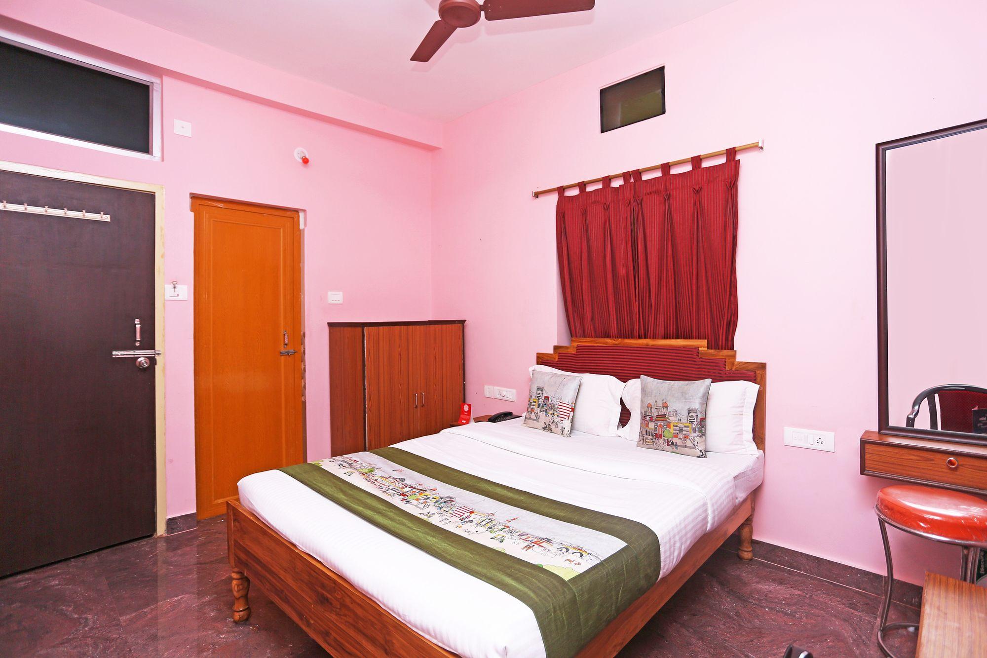 Habitación OYO 9090 Hotel Chalantika