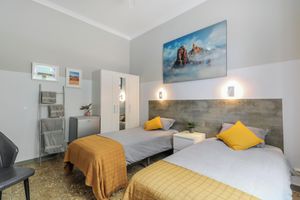 Alojamiento - Urban Rooms San Roque uwSY