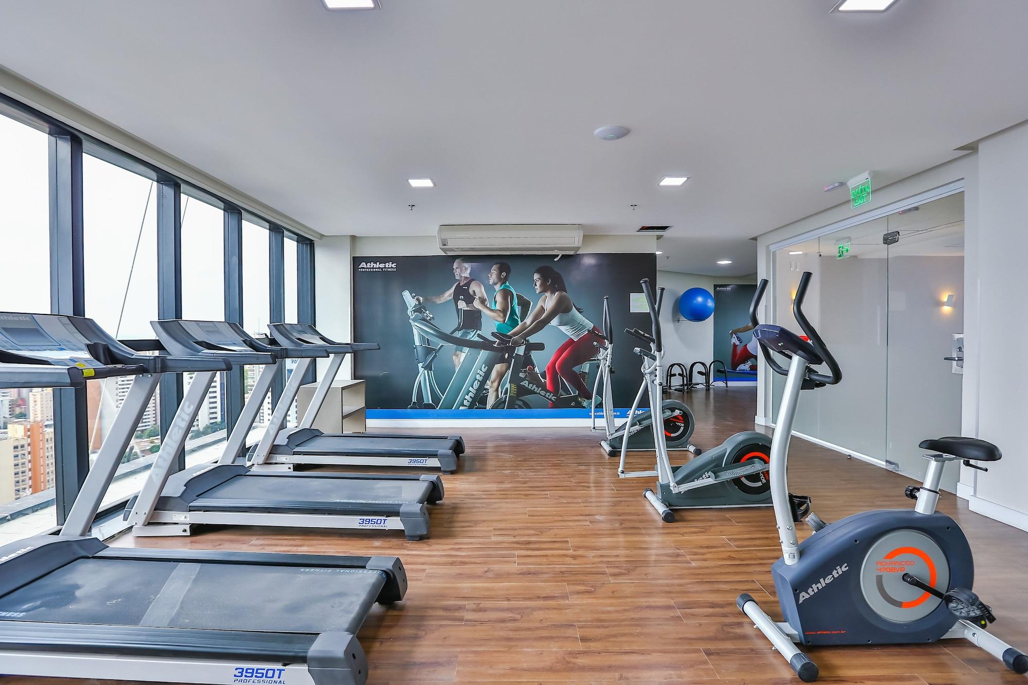 Gimnasio Holiday Inn Goiania by IHG