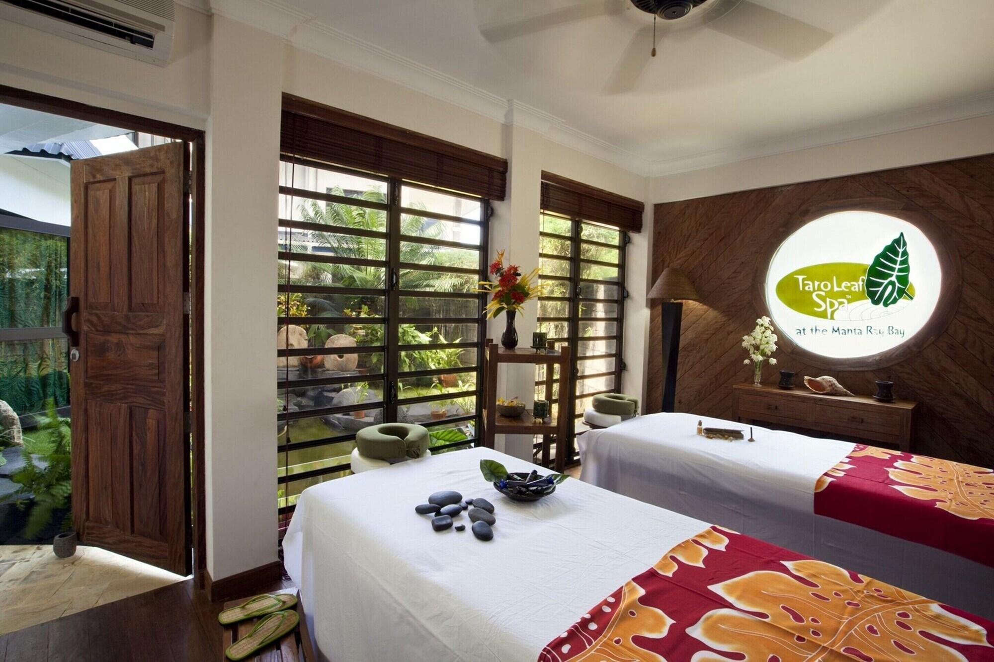 Spa Manta Ray Bay Resort