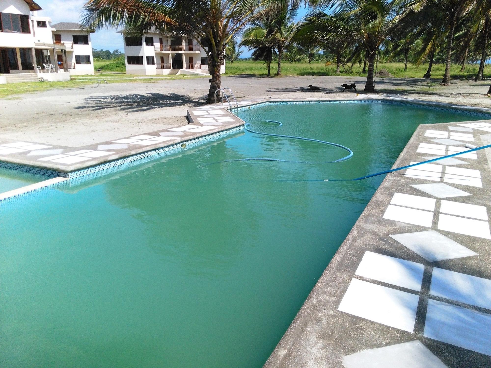 Vista Piscina Hotel Solaris 25