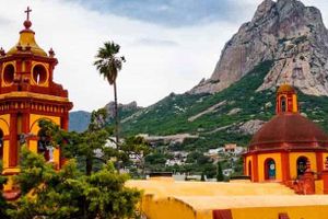 Actividad - Excursión a Bernal y&nbsp;Cadereyta + Visita a la bodega Freixenet