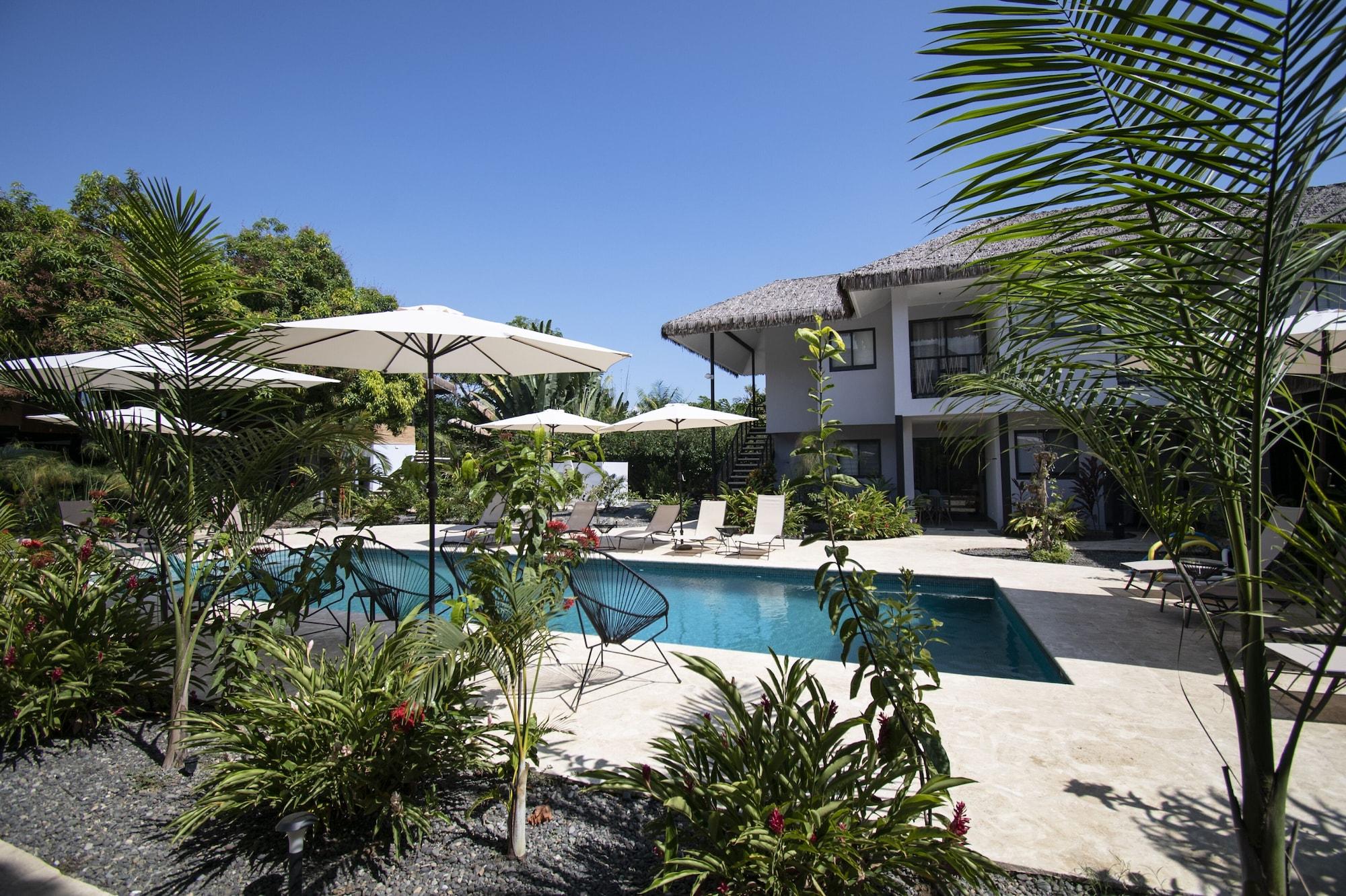 Vista Exterior Yuli Hotel