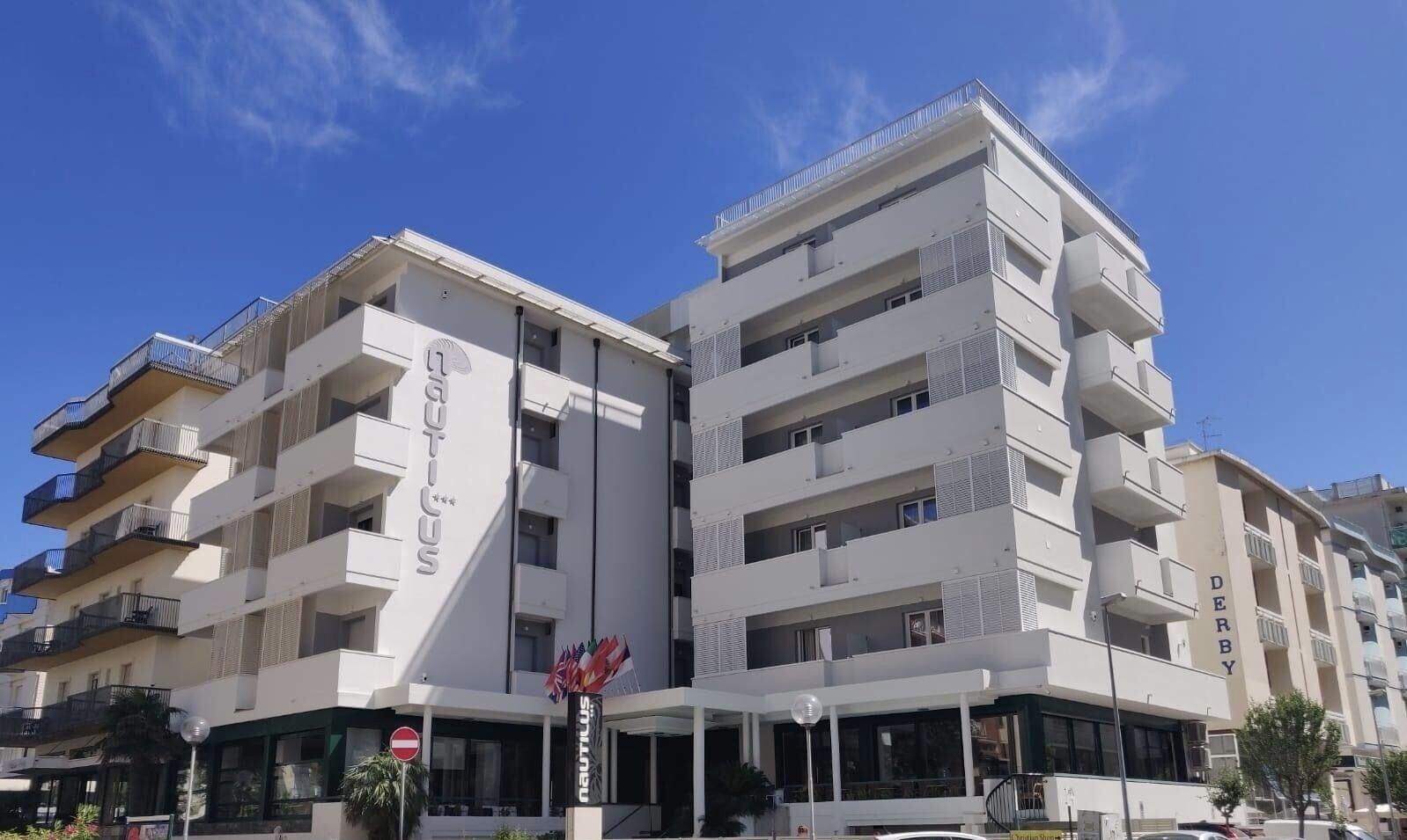 Varios Hotel Nautilus