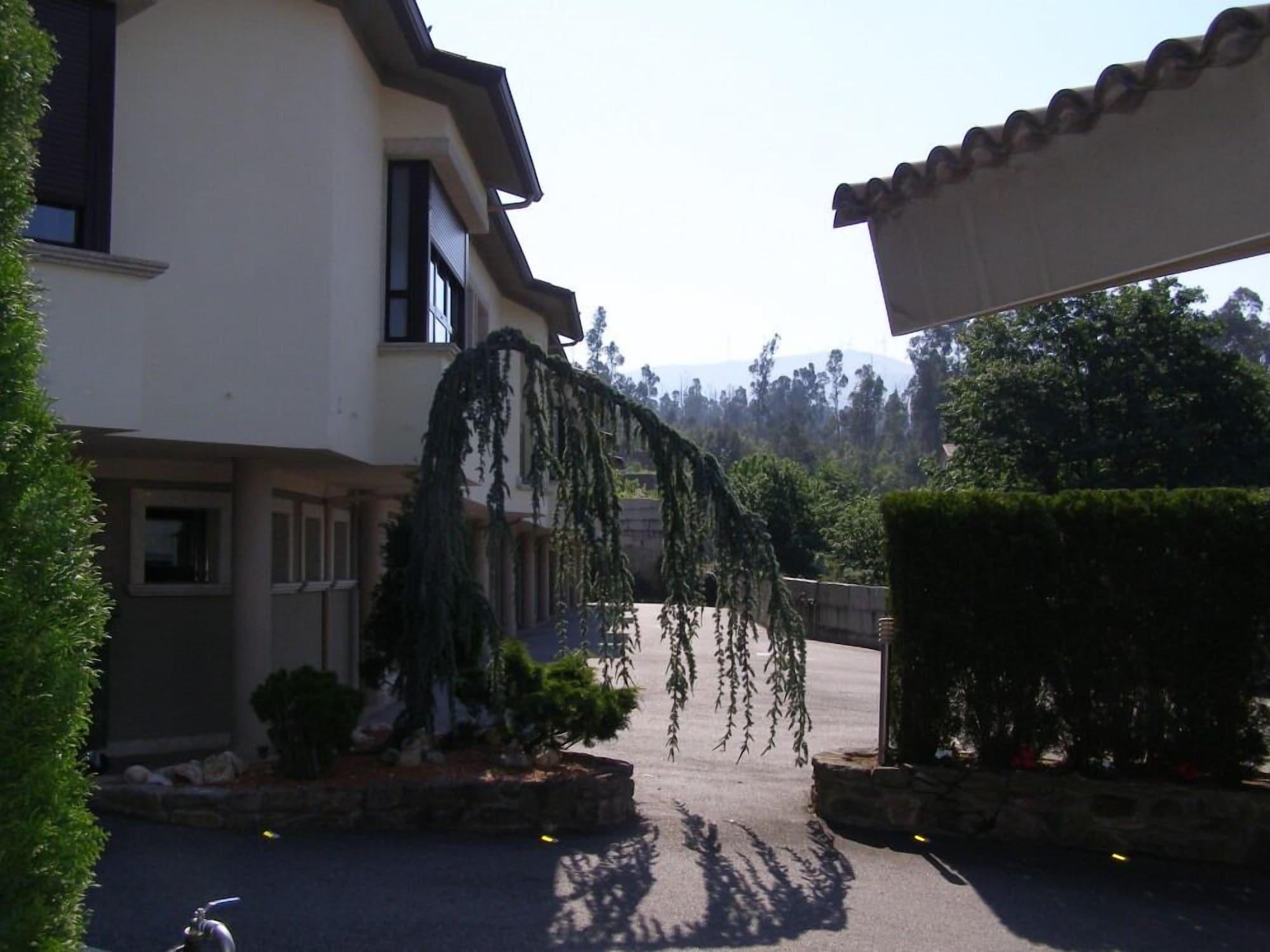 Vista Exterior Motel Abalo
