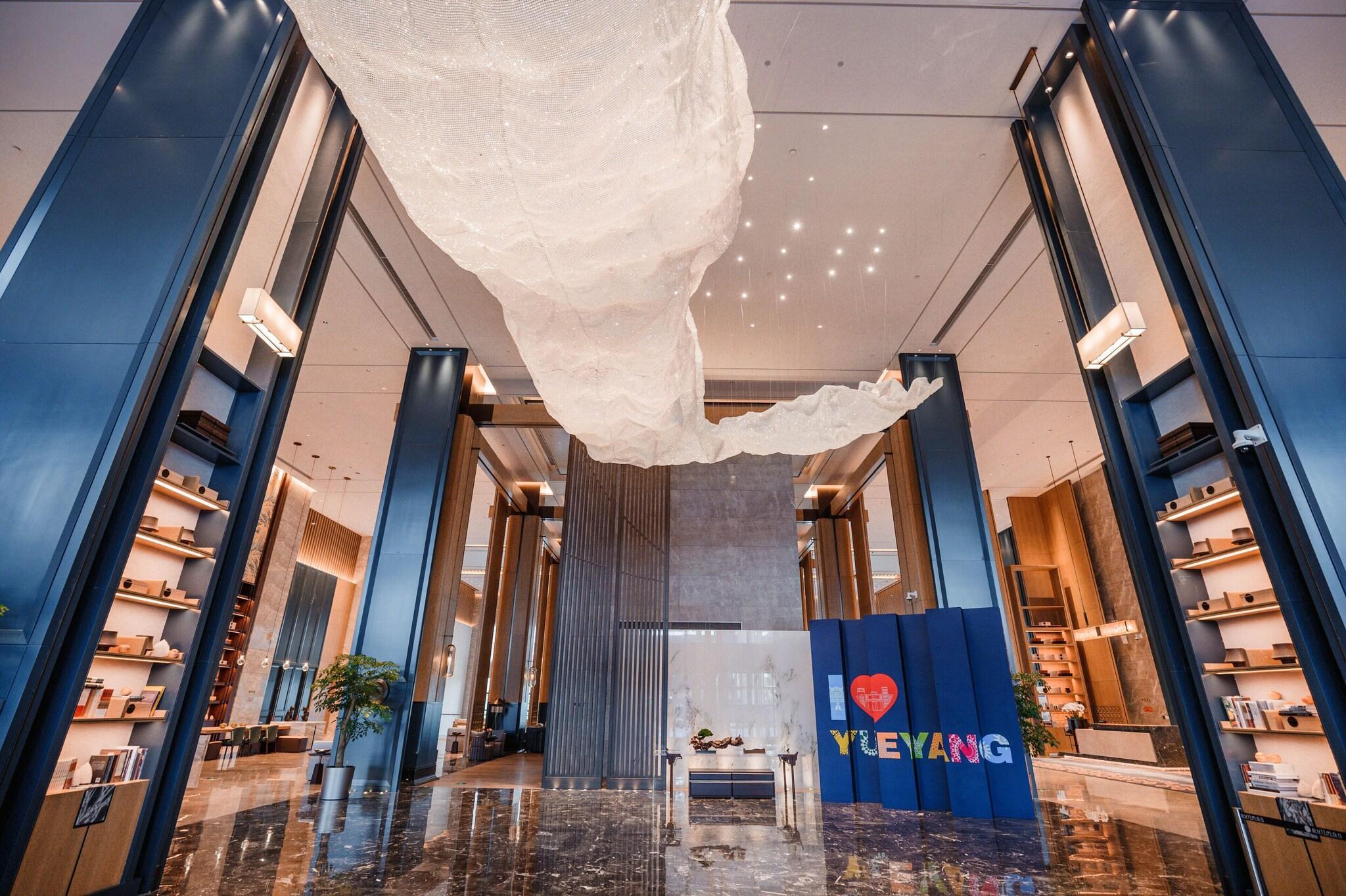 Vista Lobby Pullman Yueyang Hotel