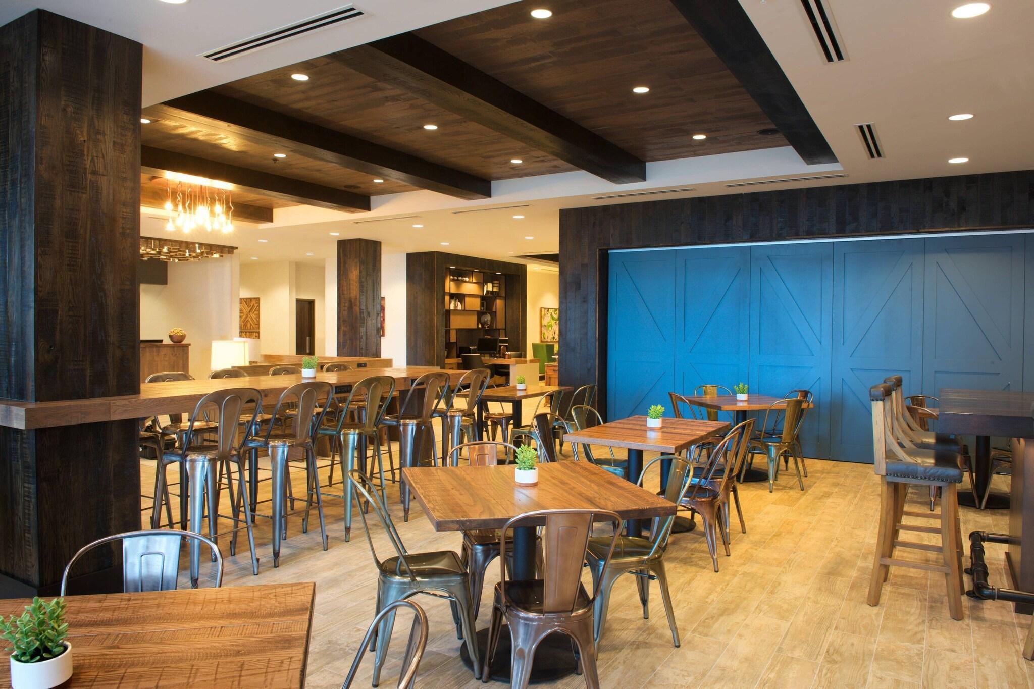 Restaurant SpringHill Suites by Marriott Bend