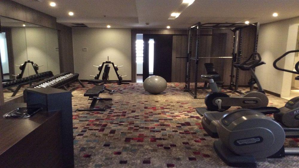 Gimnasio Brentwood Suites