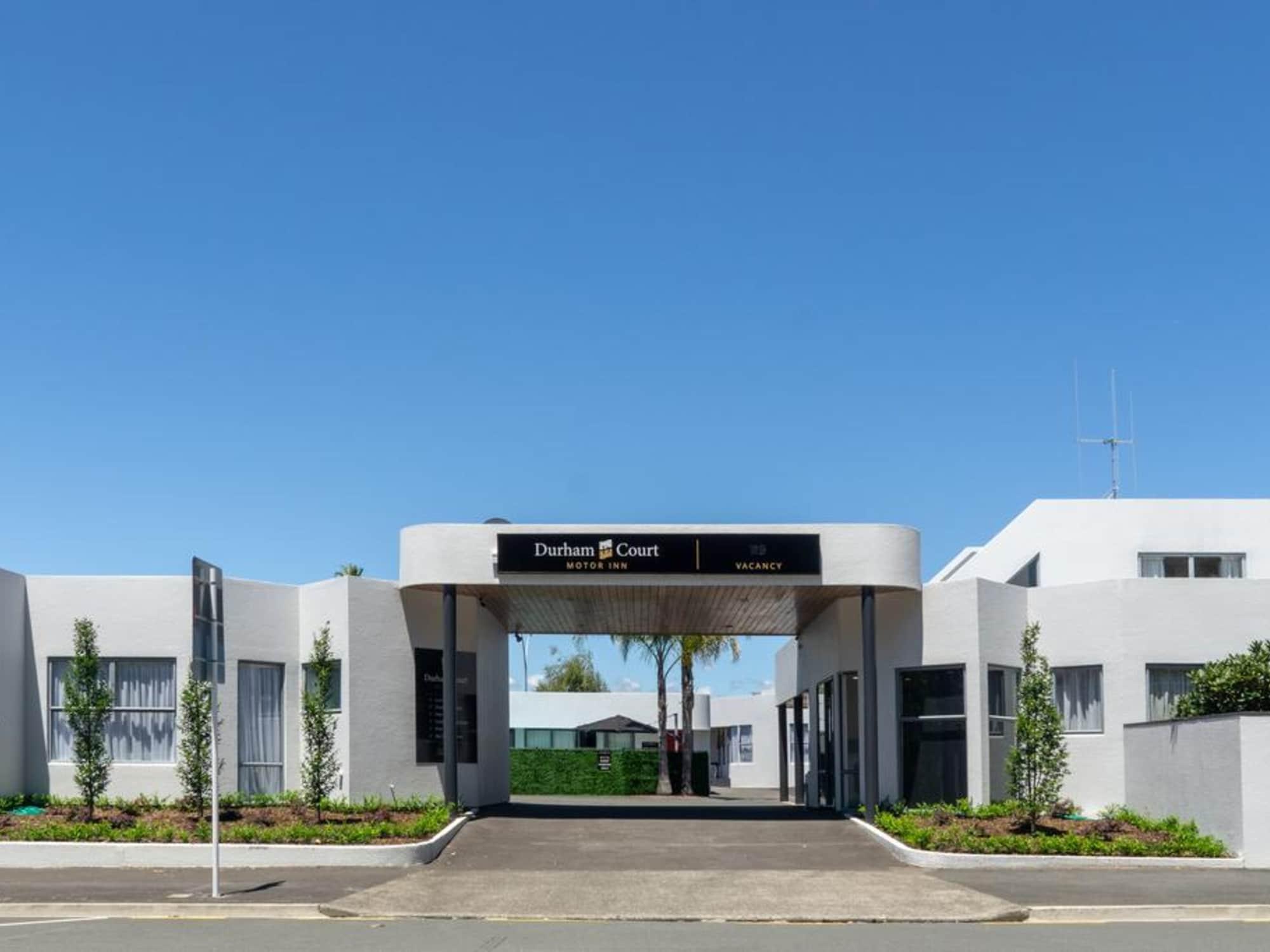 Varios Durham Motor Inn