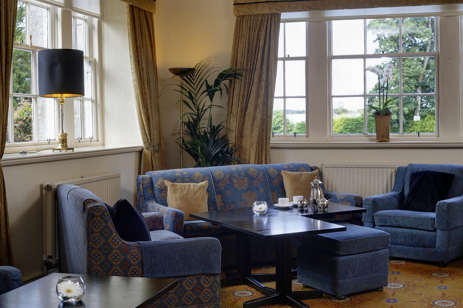 Bar/Salón Strathaven Hotel