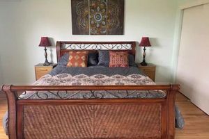 Alquiler Temporario - Spacious bohemian canyon home with views