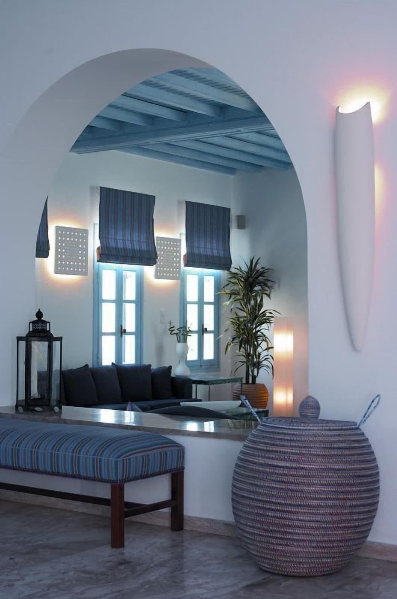 Vista Lobby Poseidon Hotel & Suites