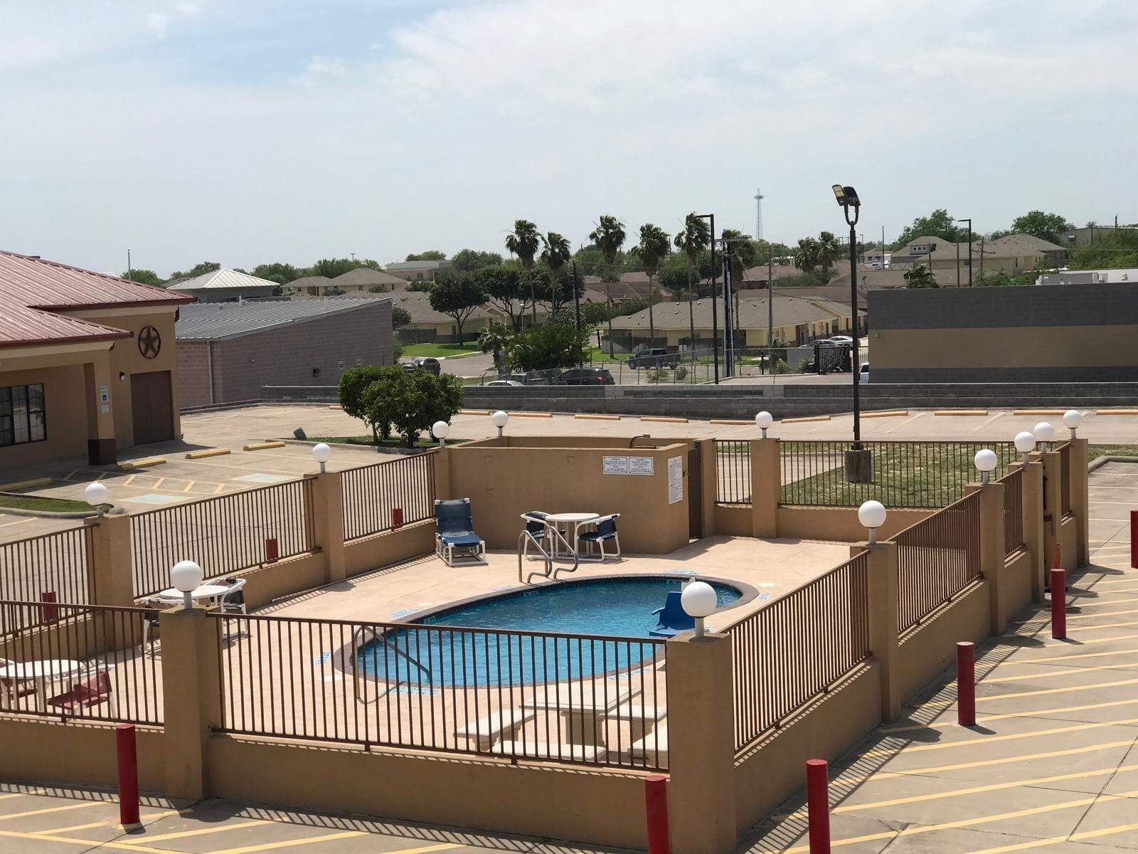 Vista Exterior Texas Inn and Suites at La Joya