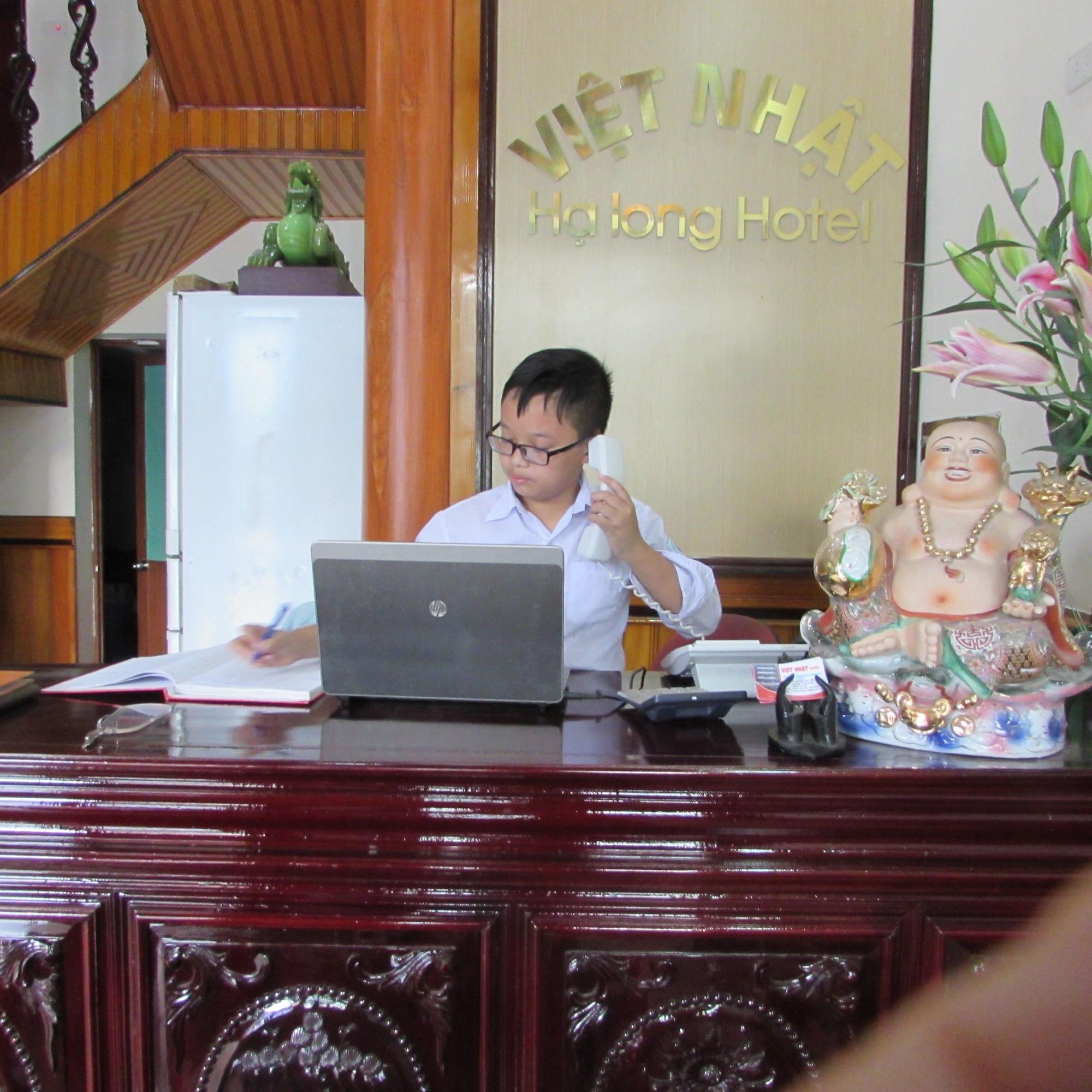 Vista Lobby Viet Nhat Halong Hotel