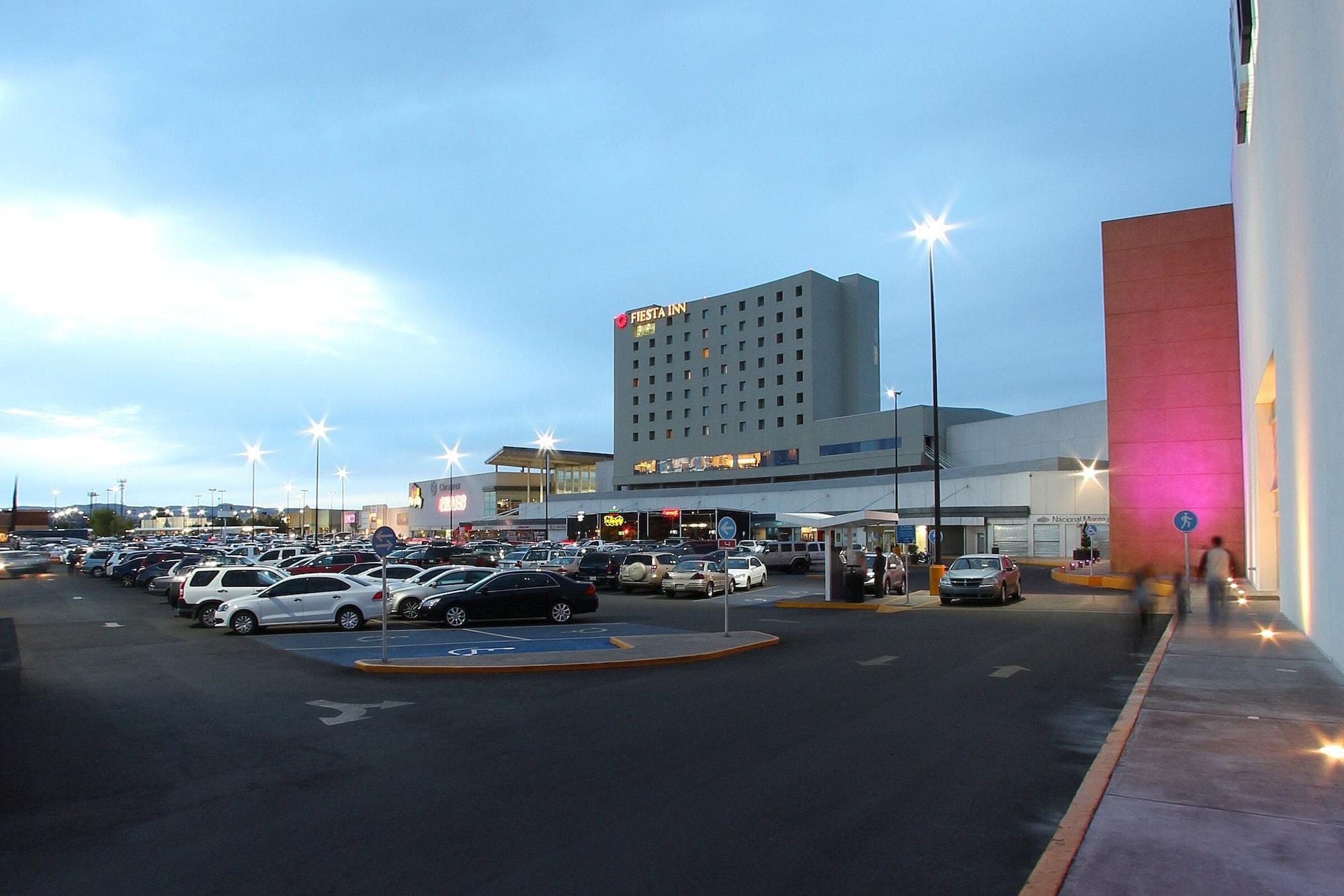 Vista Exterior Fiesta Inn Express Durango