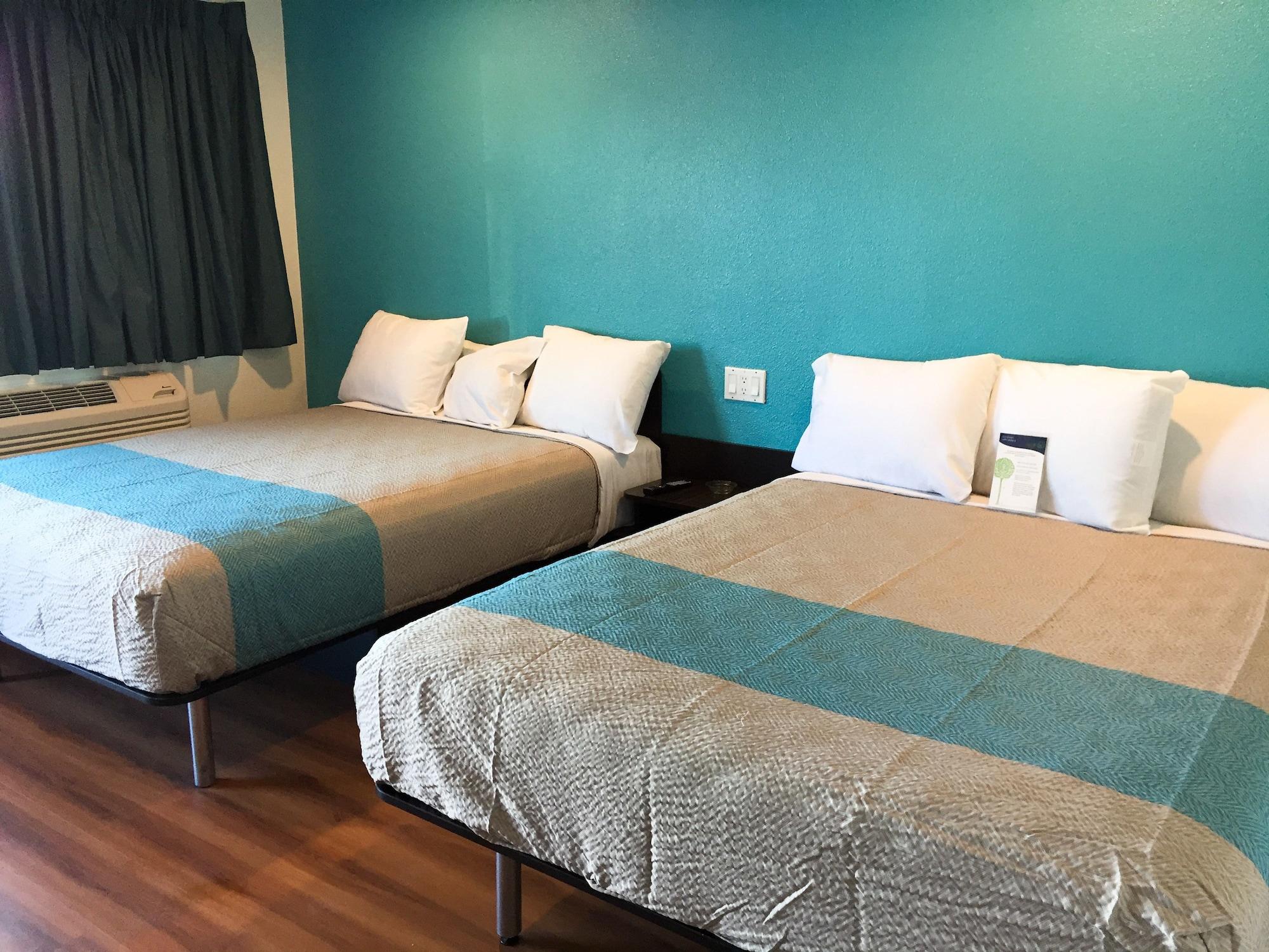 Habitación Motel 6 San Bernardino, CA - Downtown