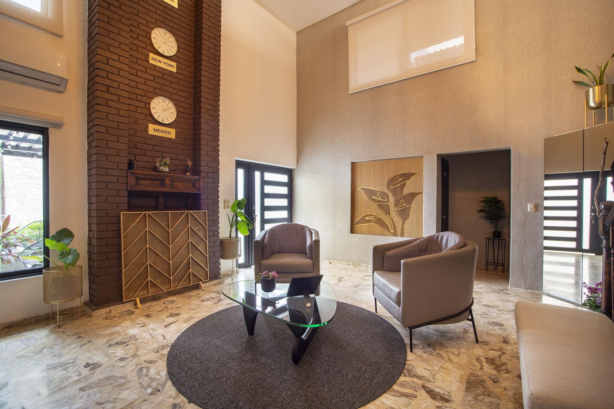 Vista Lobby San José Suites Boutique