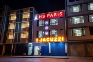 Alojamiento - HOSTAL PARIS 4