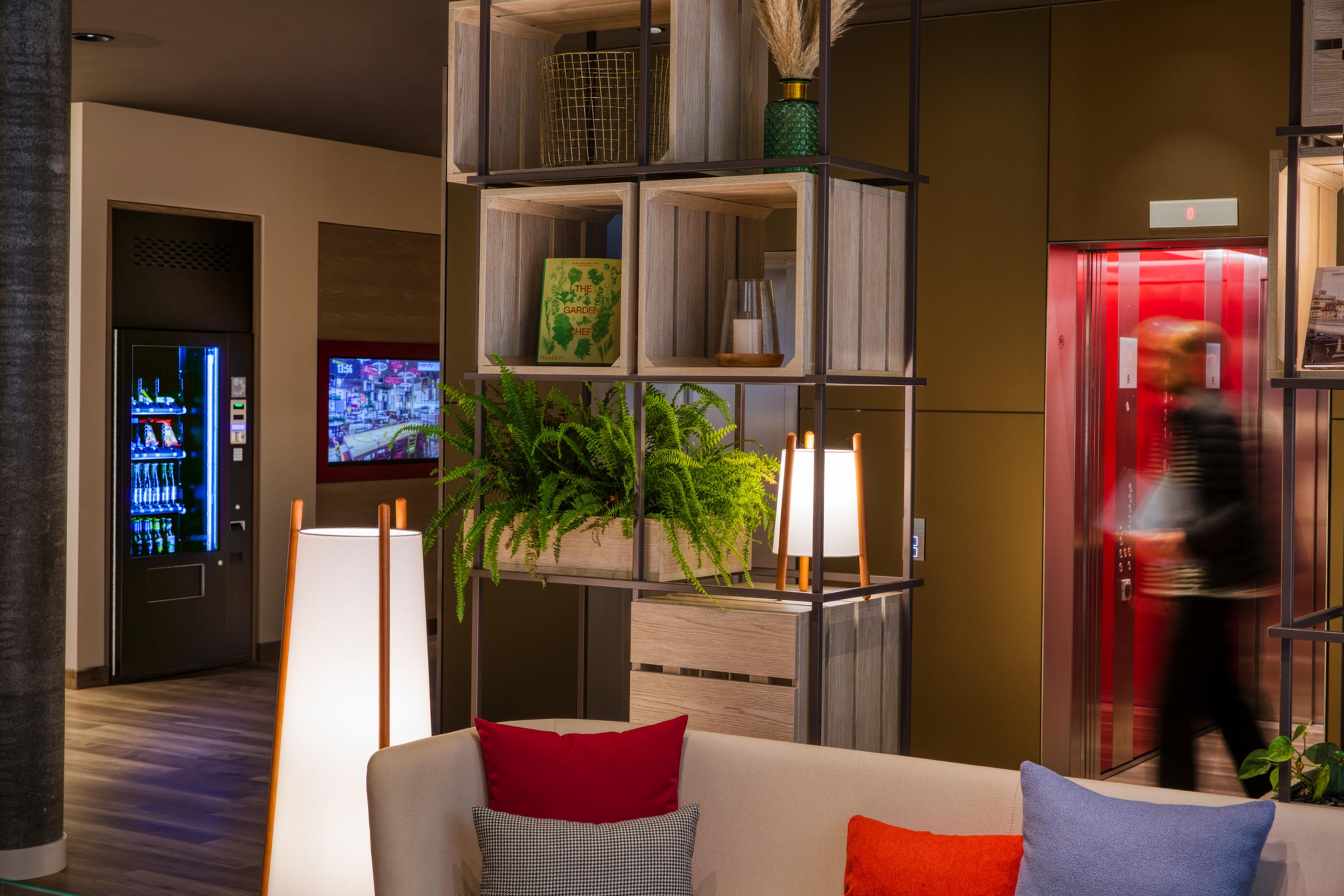 Vista Exterior IntercityHotel Geneva