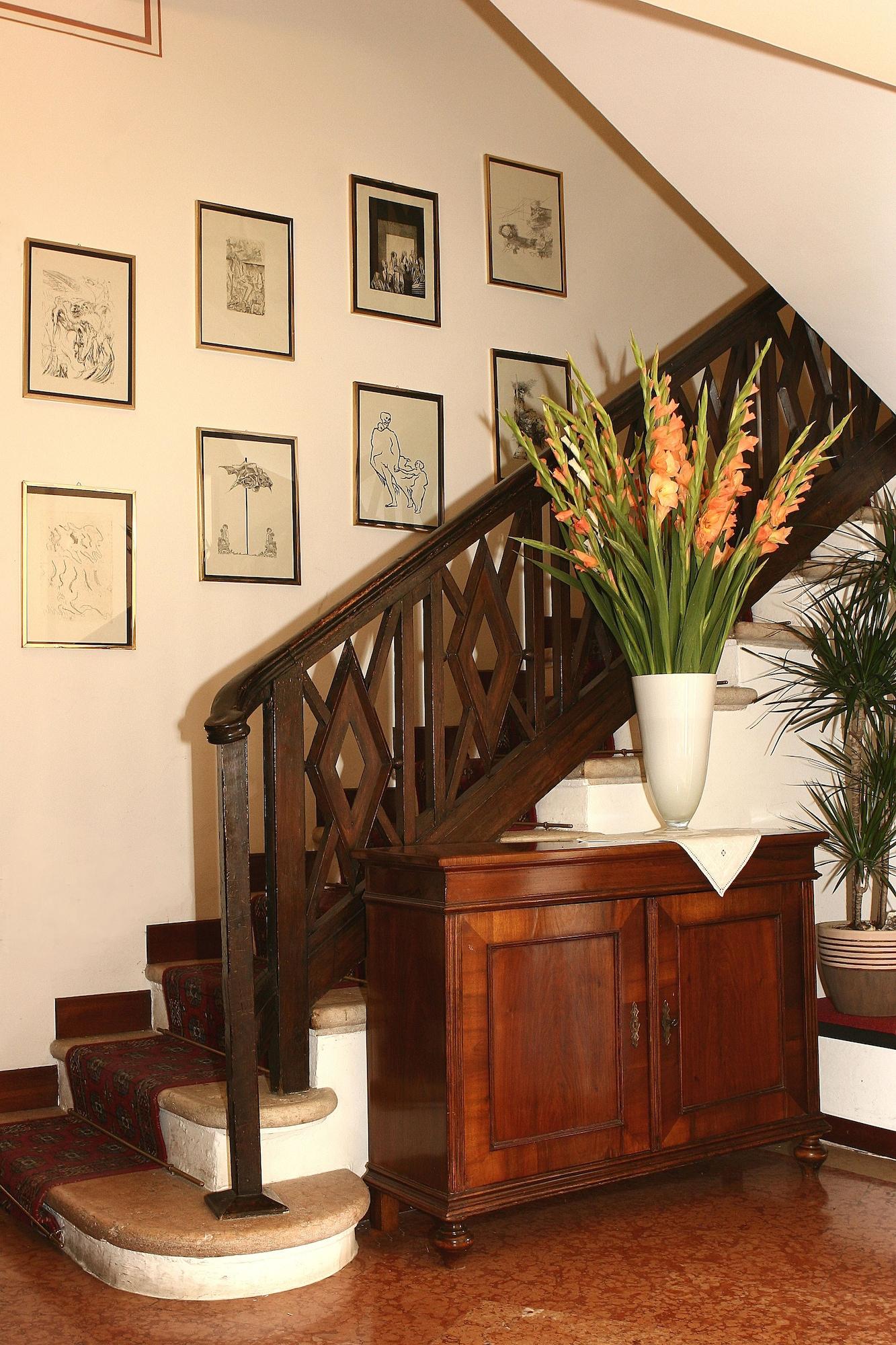 Vista Lobby Hotel Torcolo