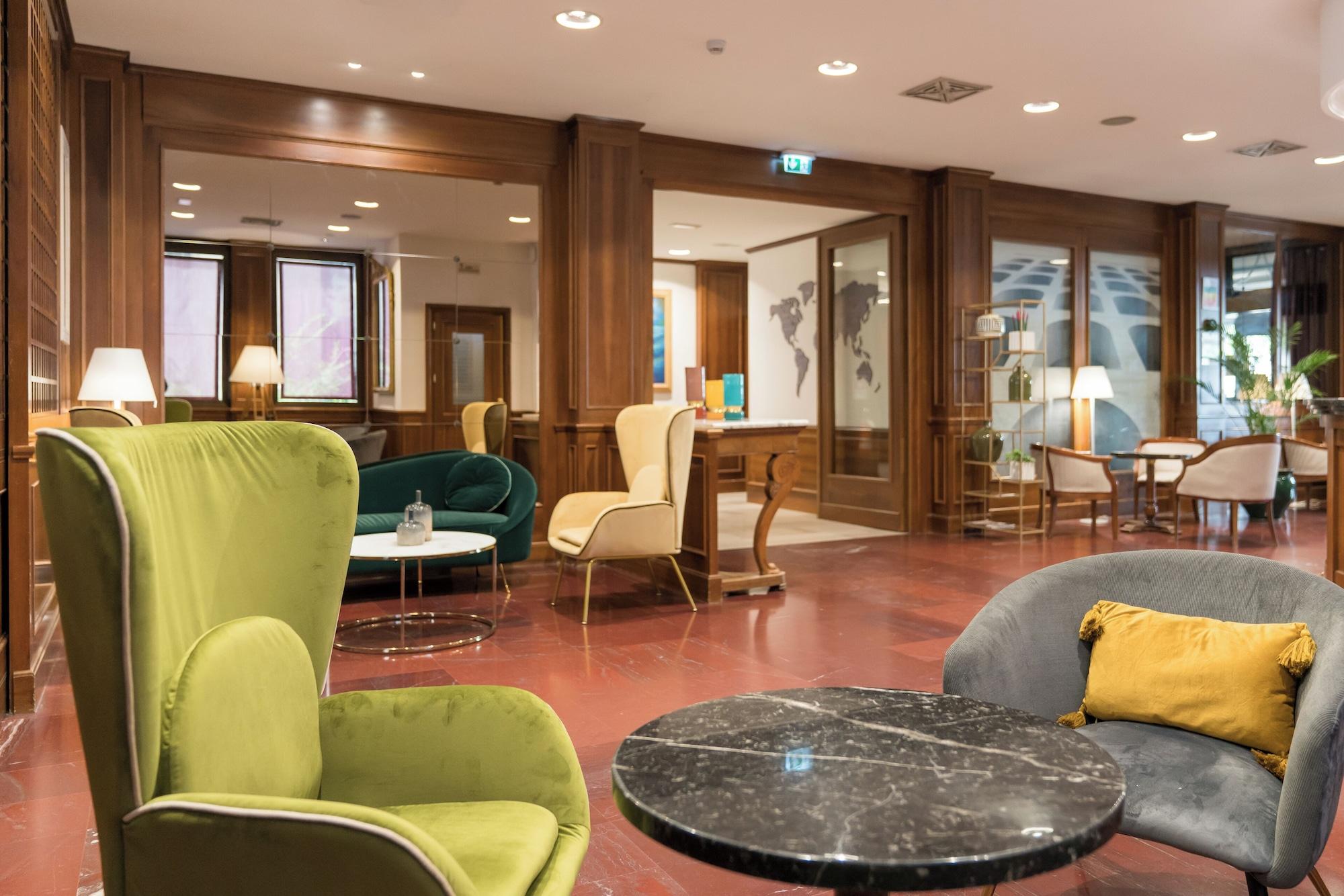 Bar/Salón Hotel Dei Congressi