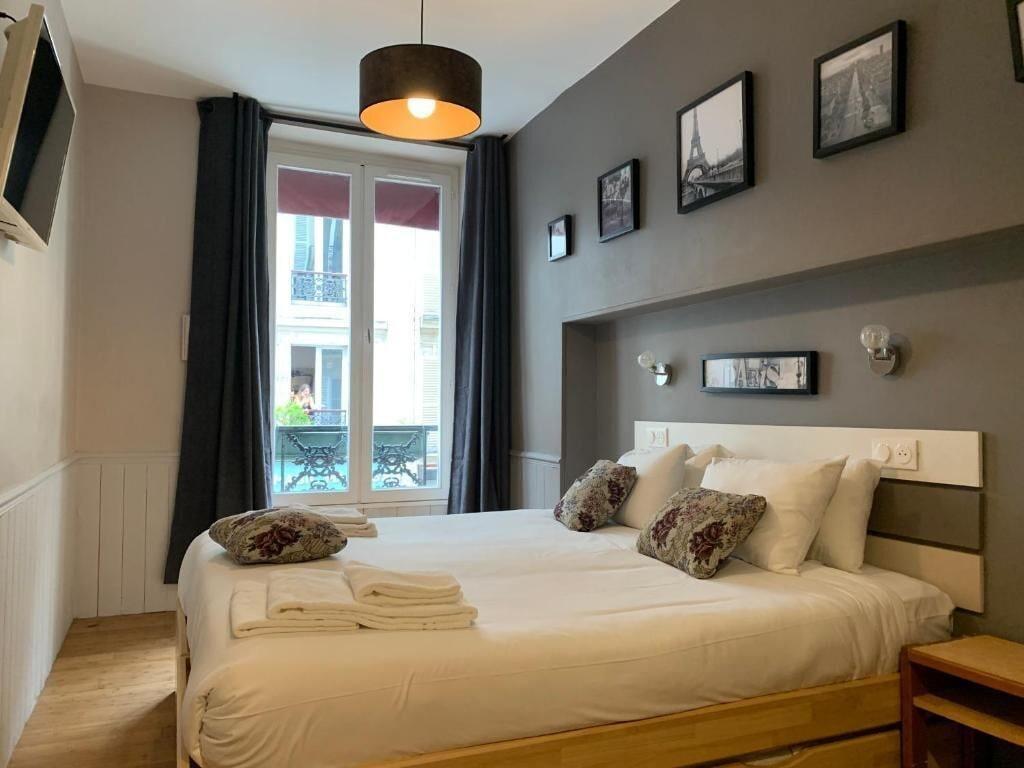 Varios Hotel Apollo Opera