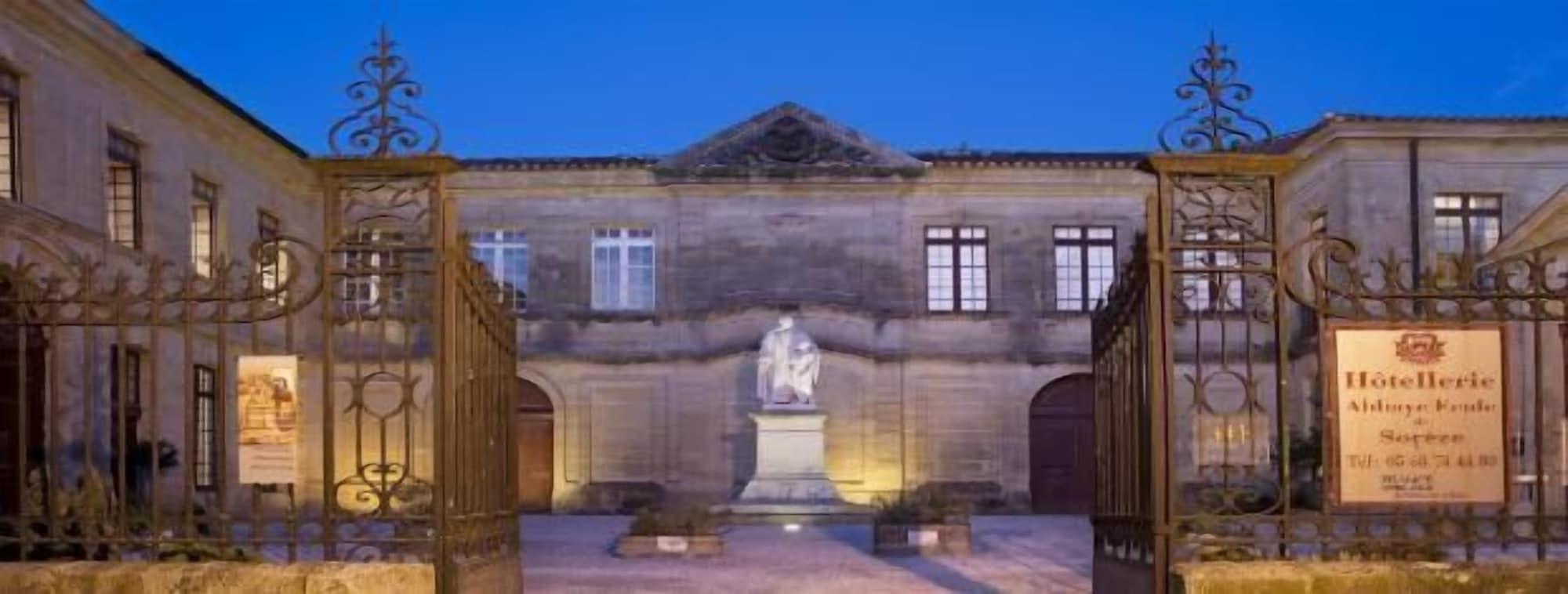 Vista Exterior Hotel Abbaye Ecole de Soreze