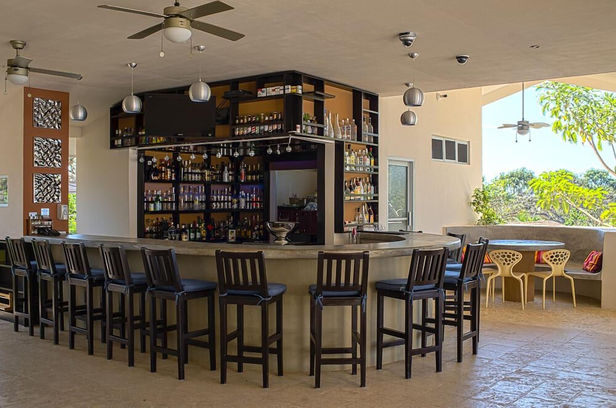 Bar/Salón Hotel Laguna Mar