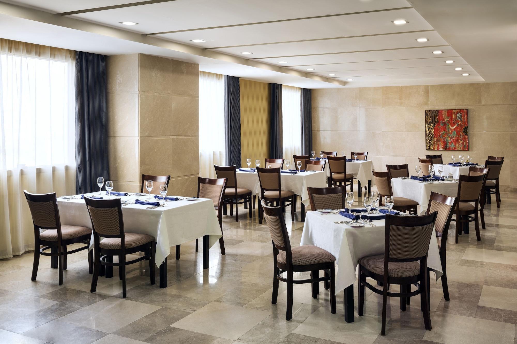 Restaurant Al Kiswah Towers Hotel