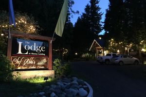 Alojamiento - The Lodge at Skeena Landing