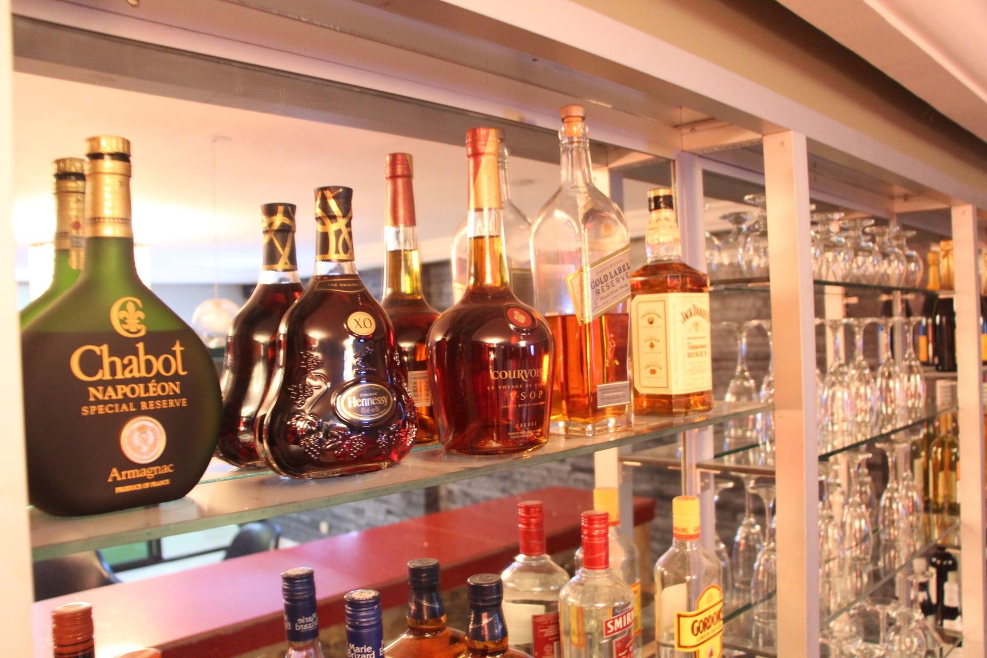 Bar/Salón ELEVEN'S Hôtel & Spa
