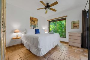 Deluxe Beachfront Ground Floor Apartment # 6 Nautibeach