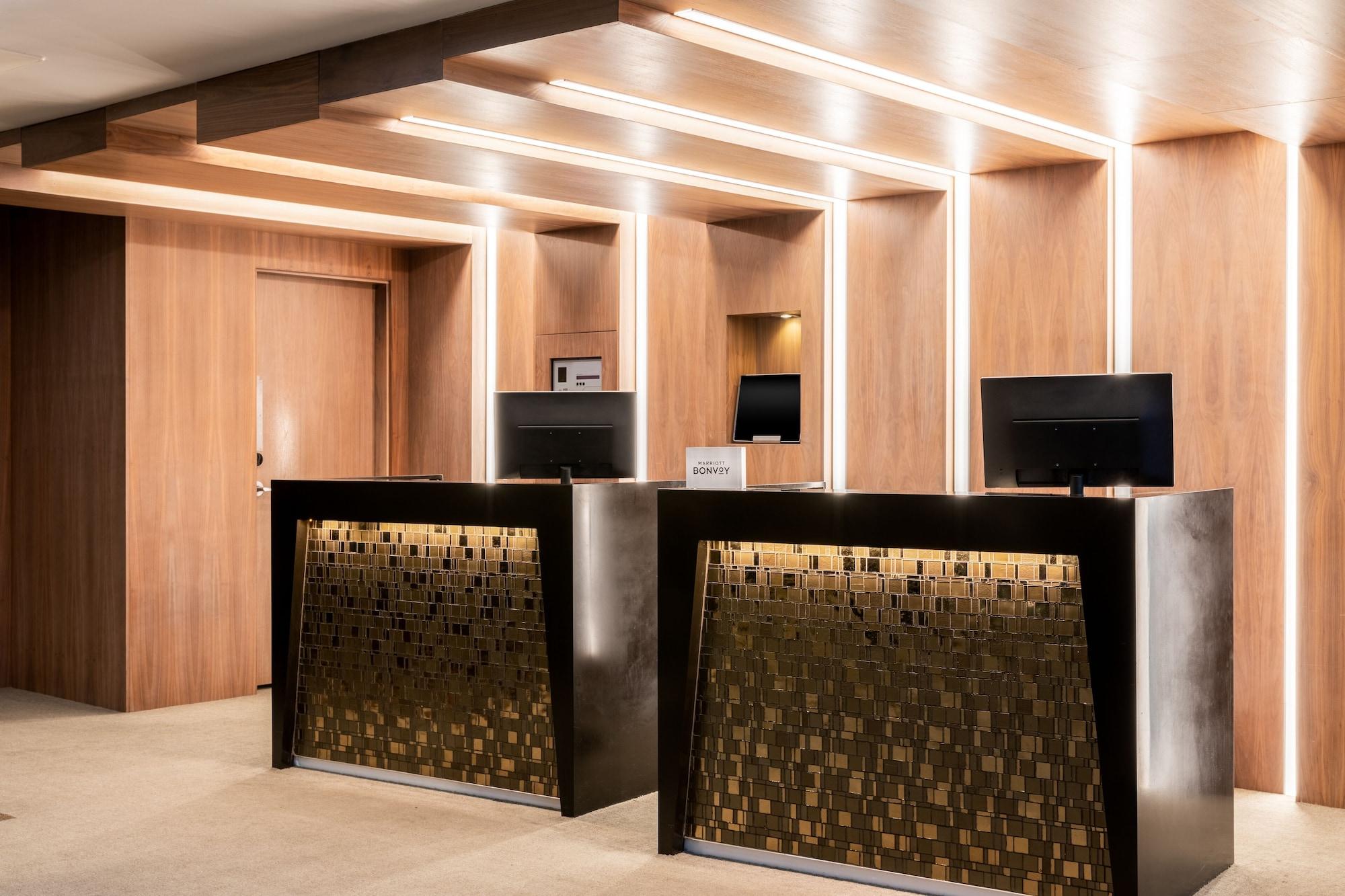 Vista Lobby AC Hotel by Marriott Birmingham