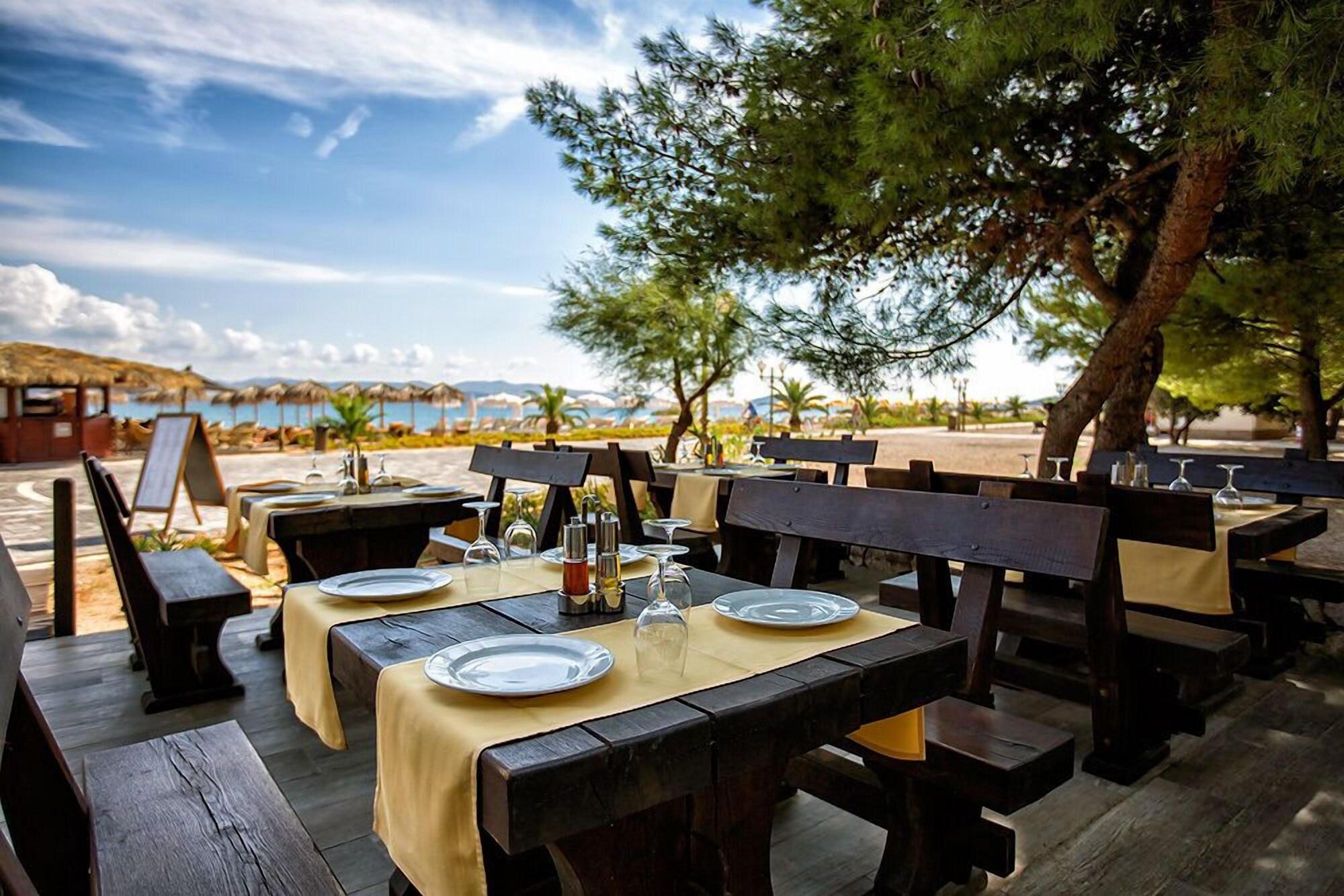 Restaurant Amadria Park Deluxe Beach Mobile Home