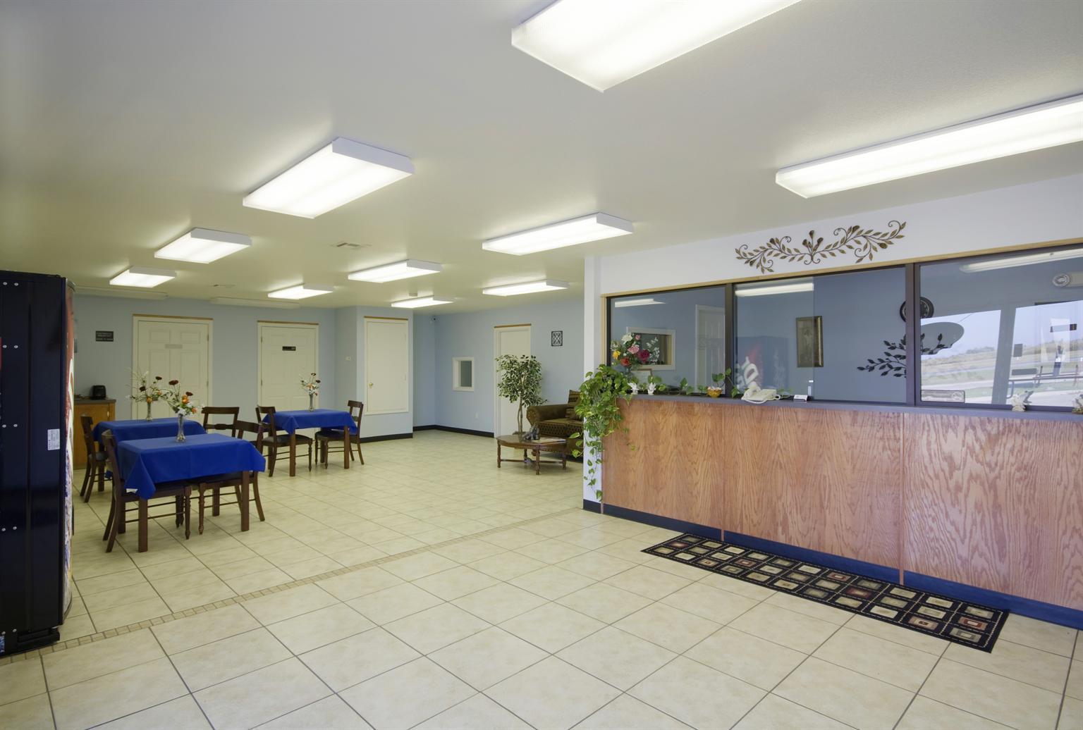 Vista Lobby America's Best Inn