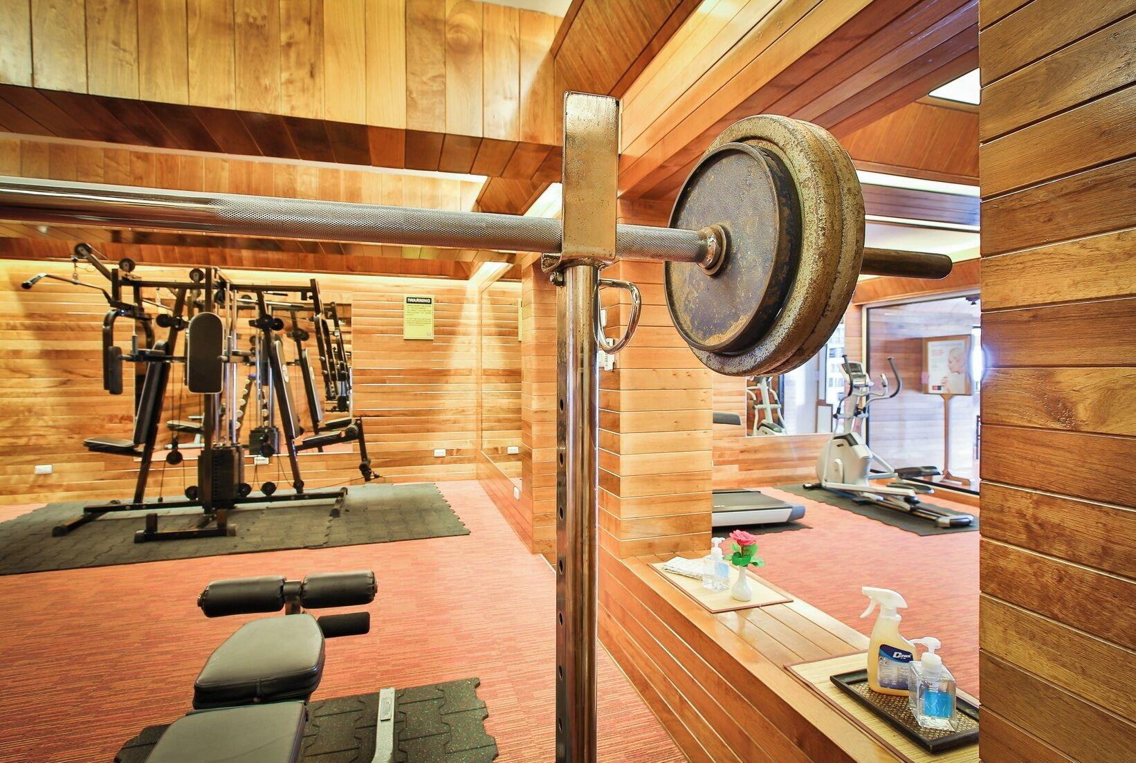 Gimnasio Mom Tri's Villa Royale