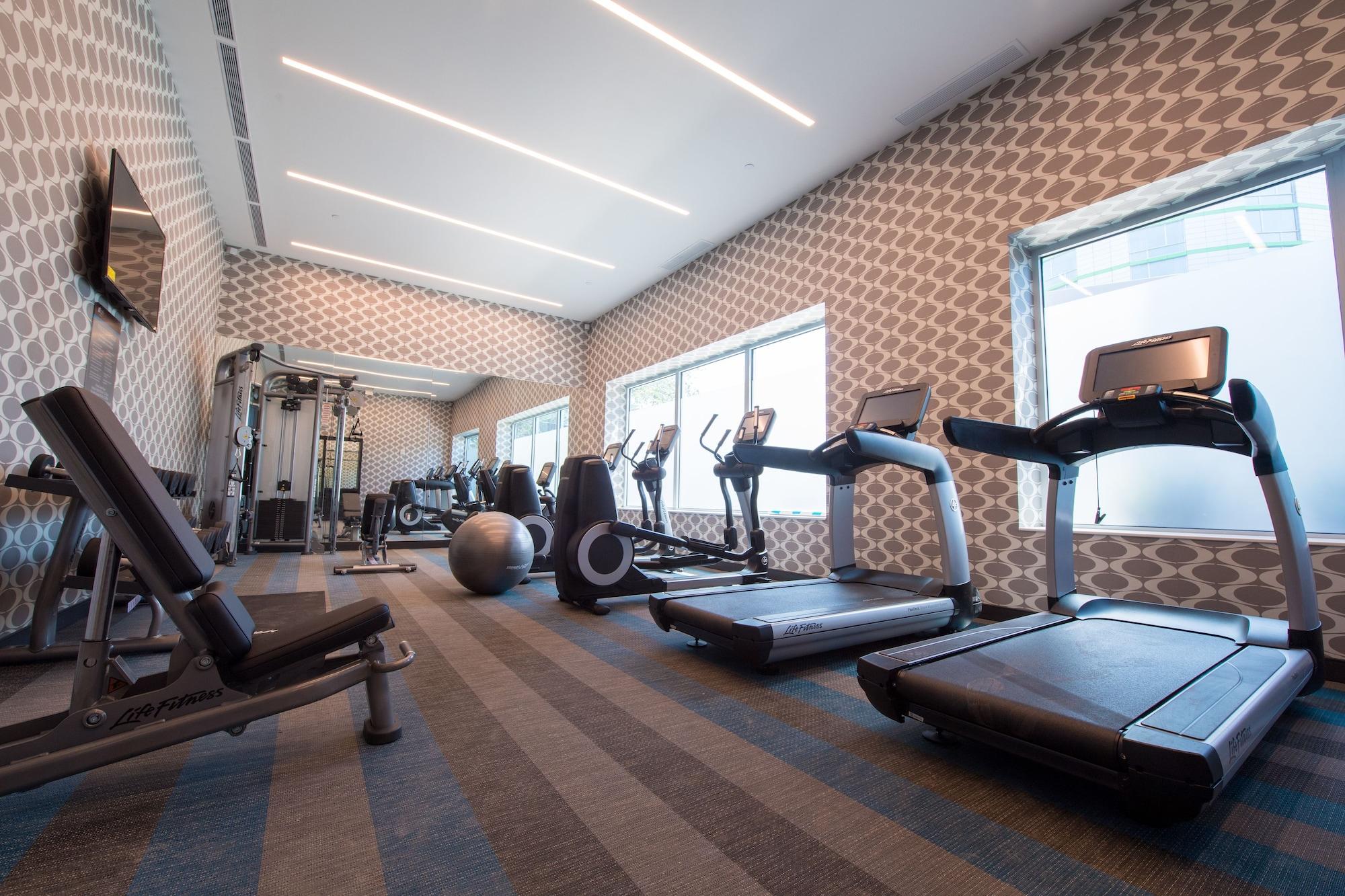 Gimnasio Aloft New York LaGuardia Airport