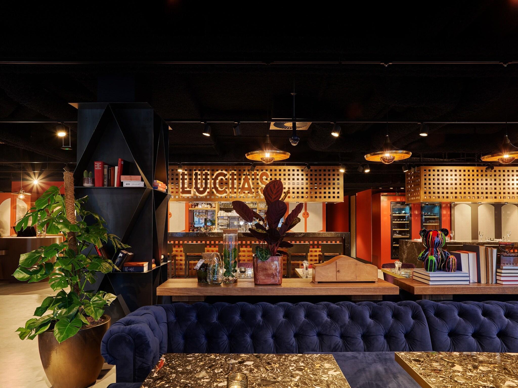 Bar/Salón Cityden Stadshart