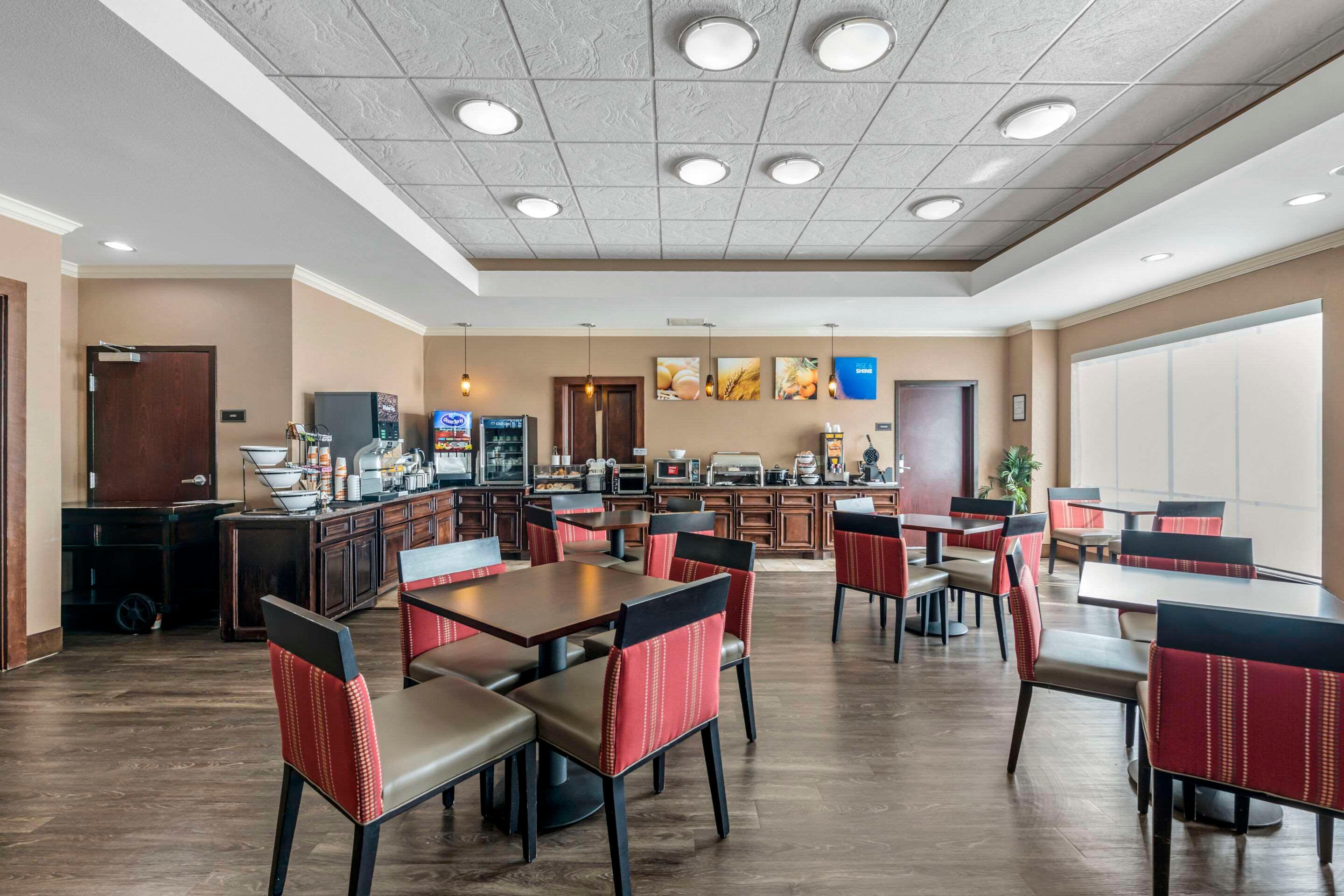Restaurant Comfort Inn & Suites Fort Worth - Fossil Creek