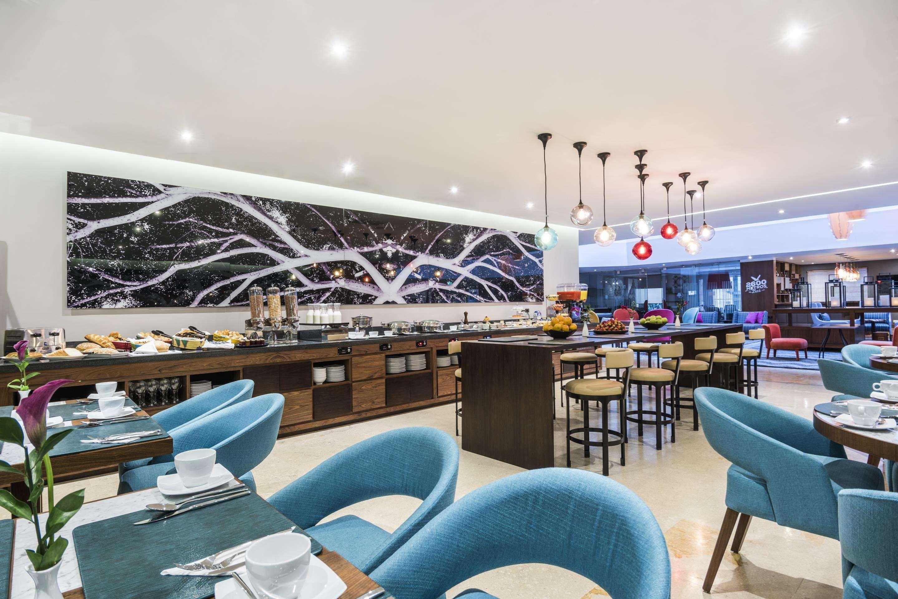 Restaurant Doubletree By Hilton Bogota Calle 100,Co