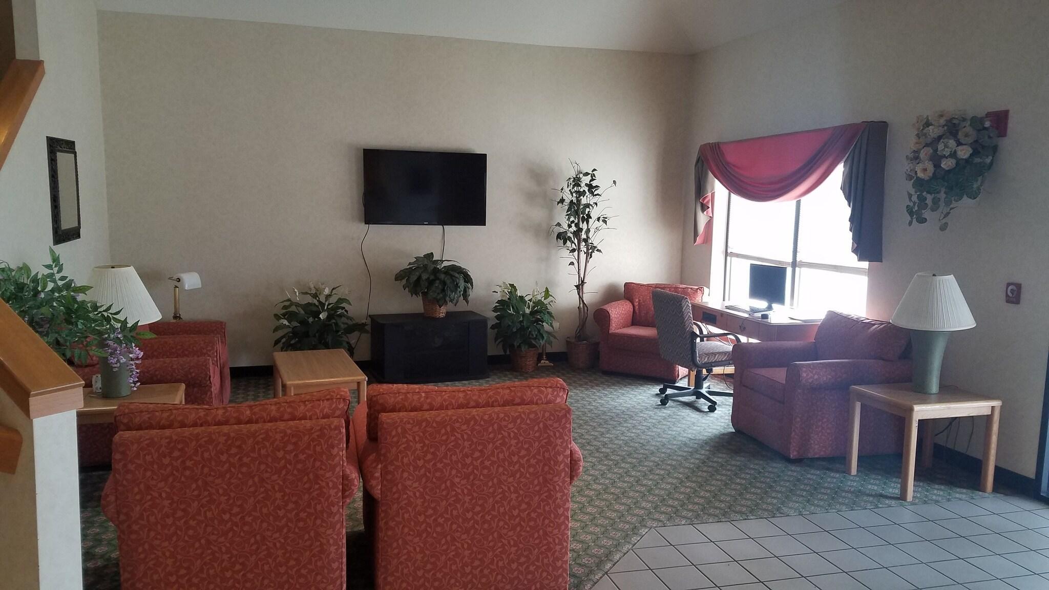 Vista Lobby Syracuse Inn & Suites