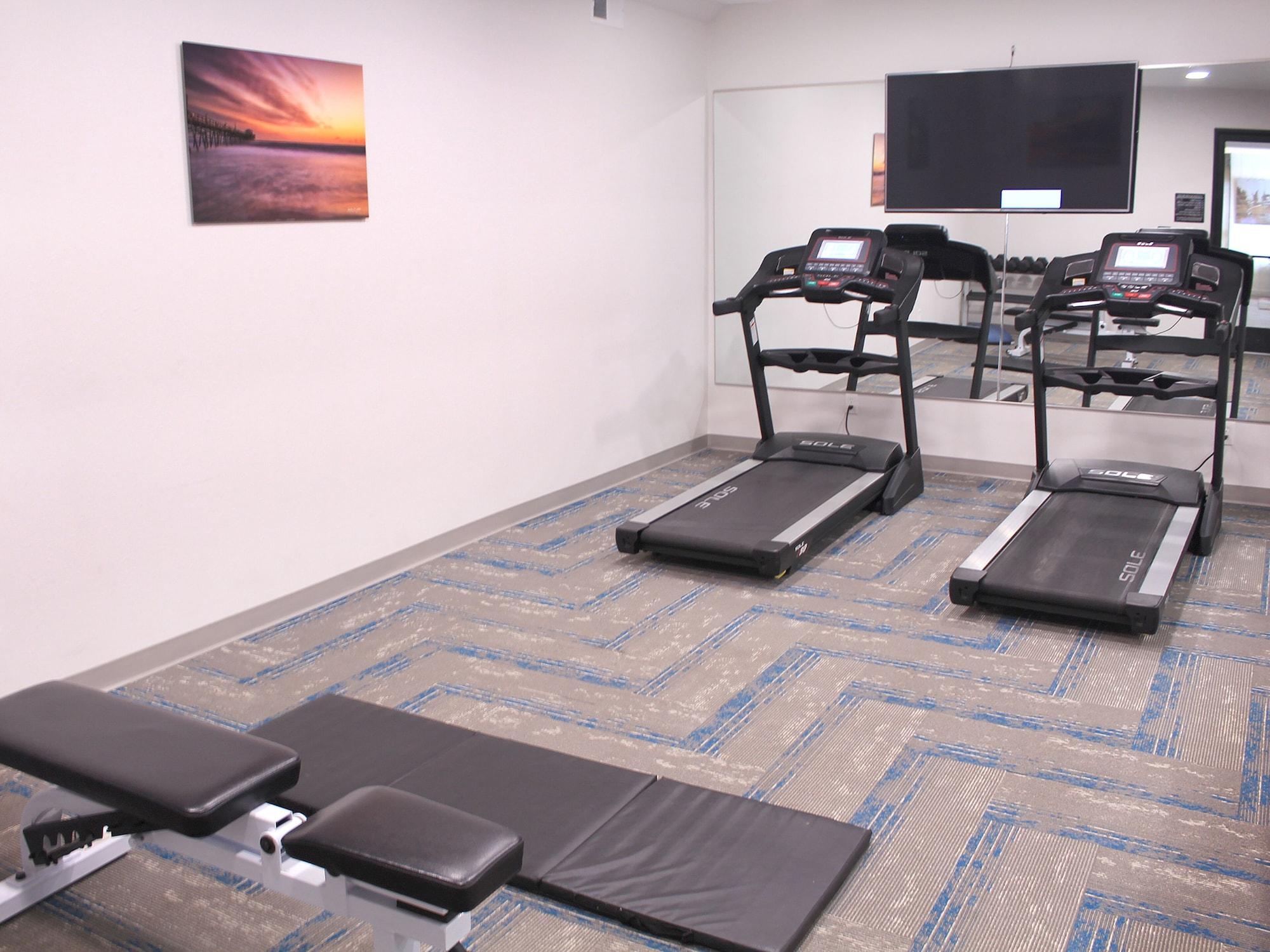 Gimnasio Crystal Coast Oceanfront Hotel