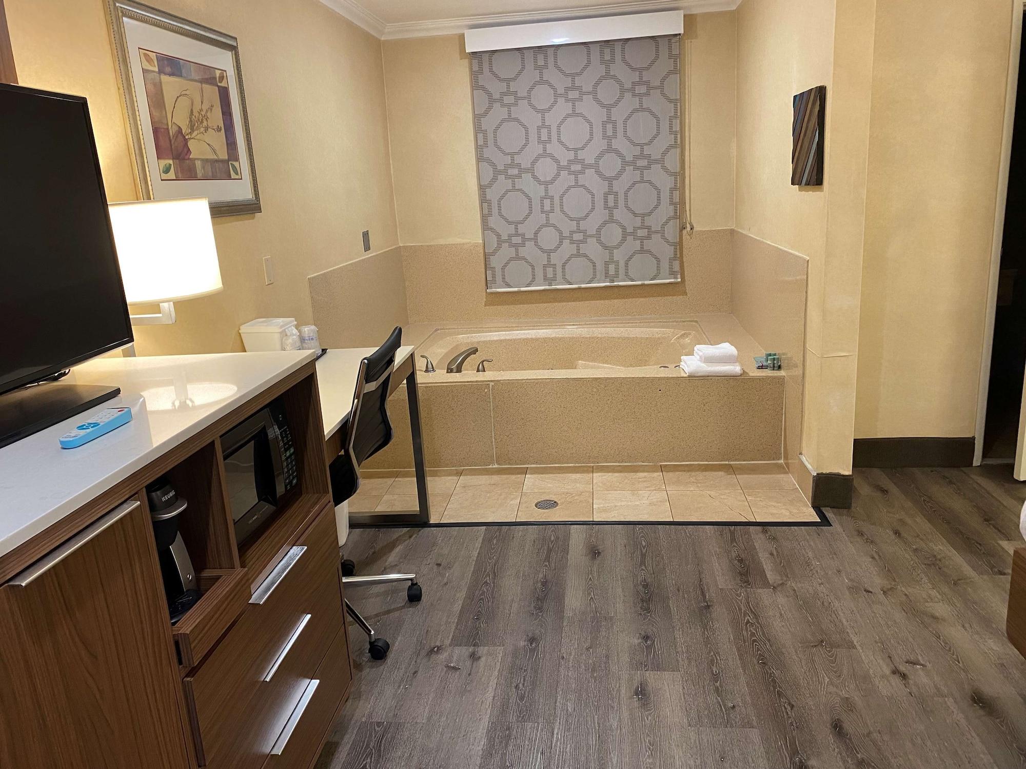 Spa Best Western Hollywood Plaza Inn Hotel - Hollywood Walk of Fame LA