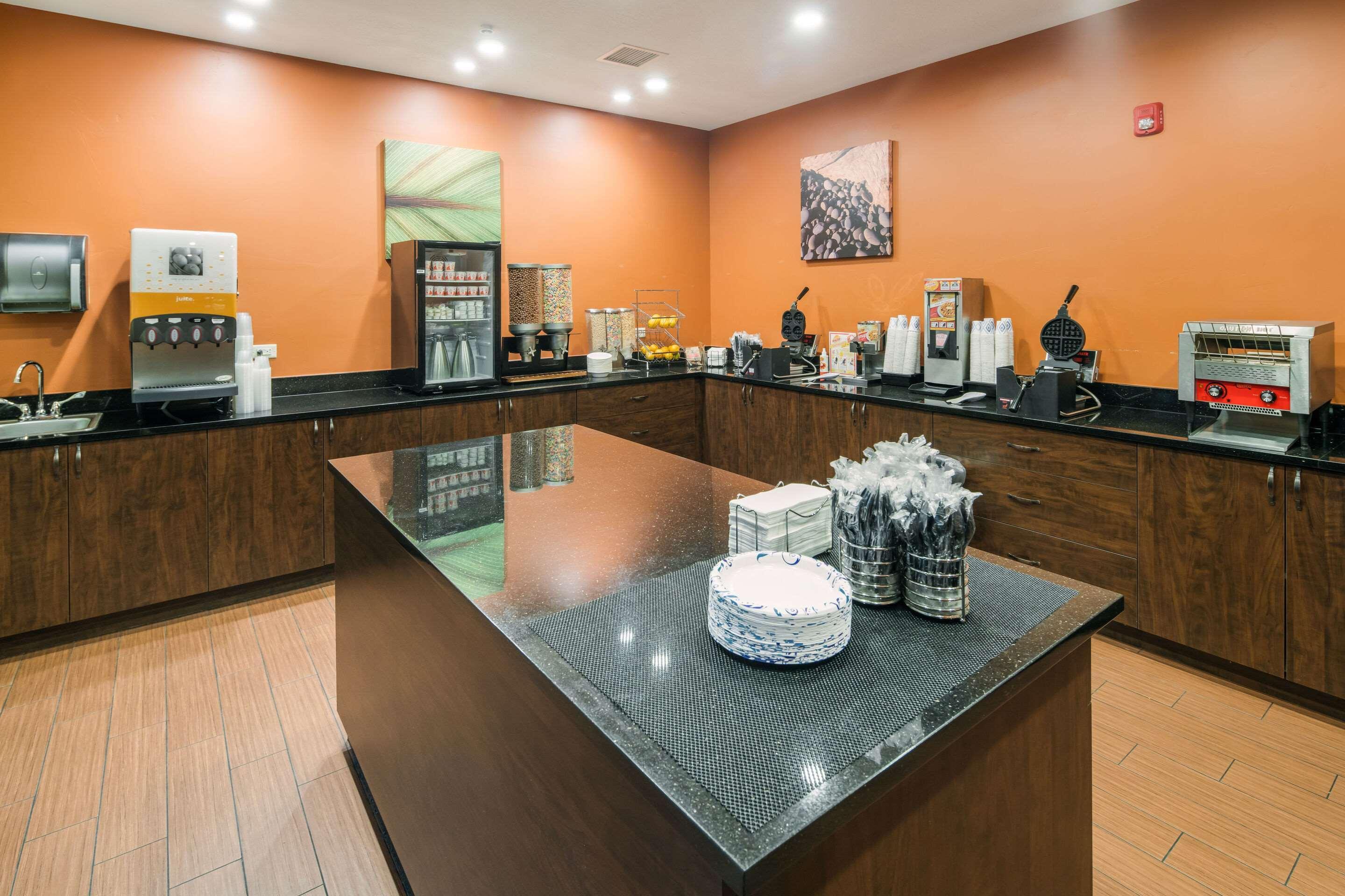 Restaurant Sleep Inn & Suites Hurricane Zion Park Area